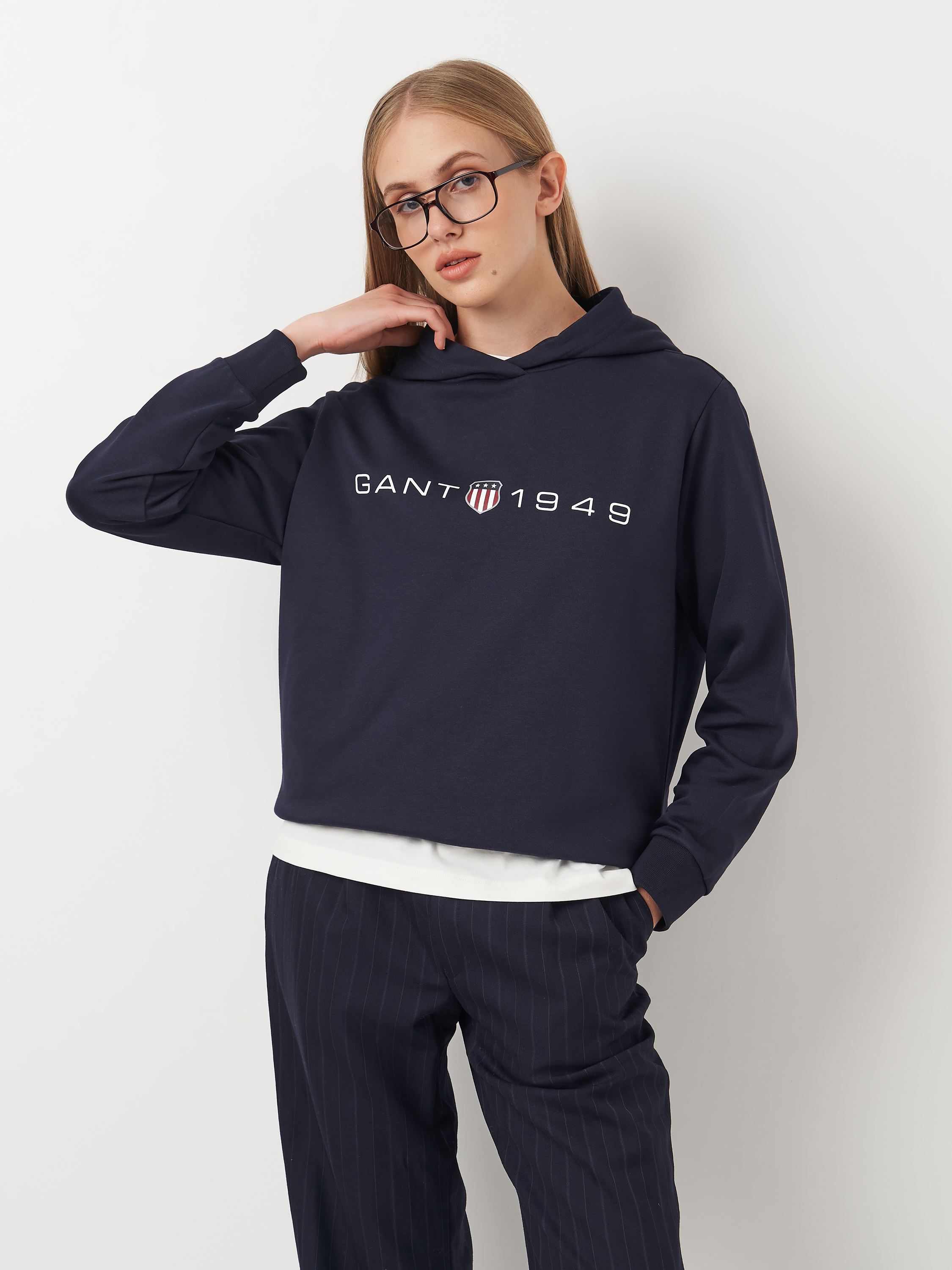 Акція на Худі жіноче GANT Reg Printed Graphic Hoodie 4200756-433 XL Синє від Rozetka