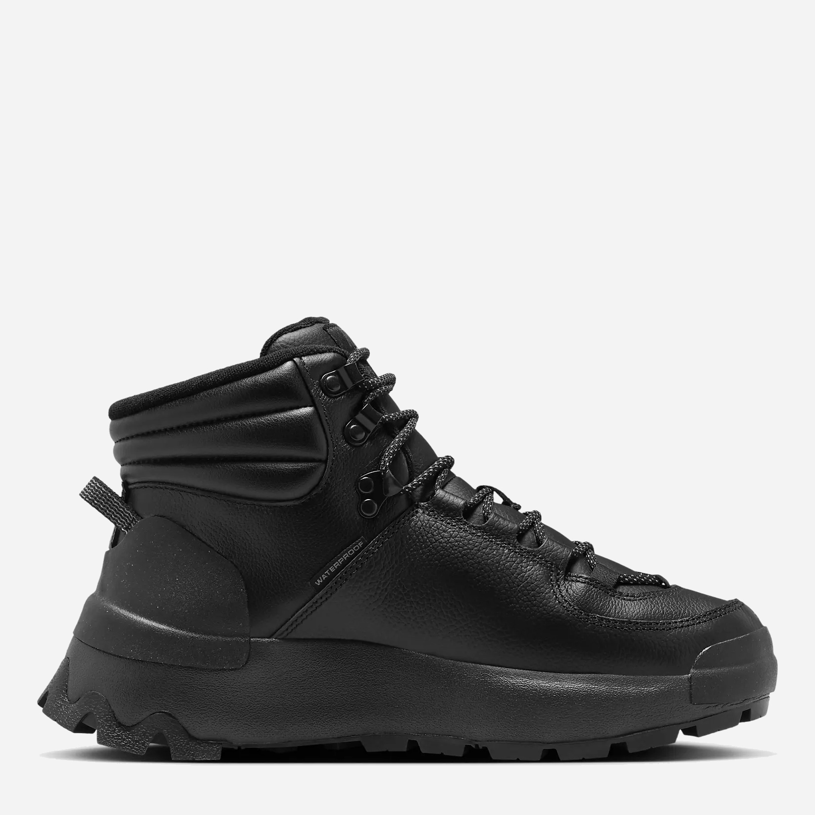 Акція на Жіночі черевики низькі з мембраною Nike City Classic Waterproof FZ8629-001 38 (7US) 24 см Чорні від Rozetka