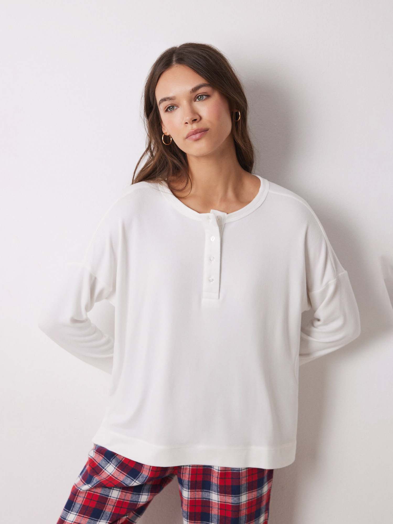 Акція на Піжамний лонгслів жіночий Women'Secret Mmp White Top 3278427 XS Бежевий від Rozetka