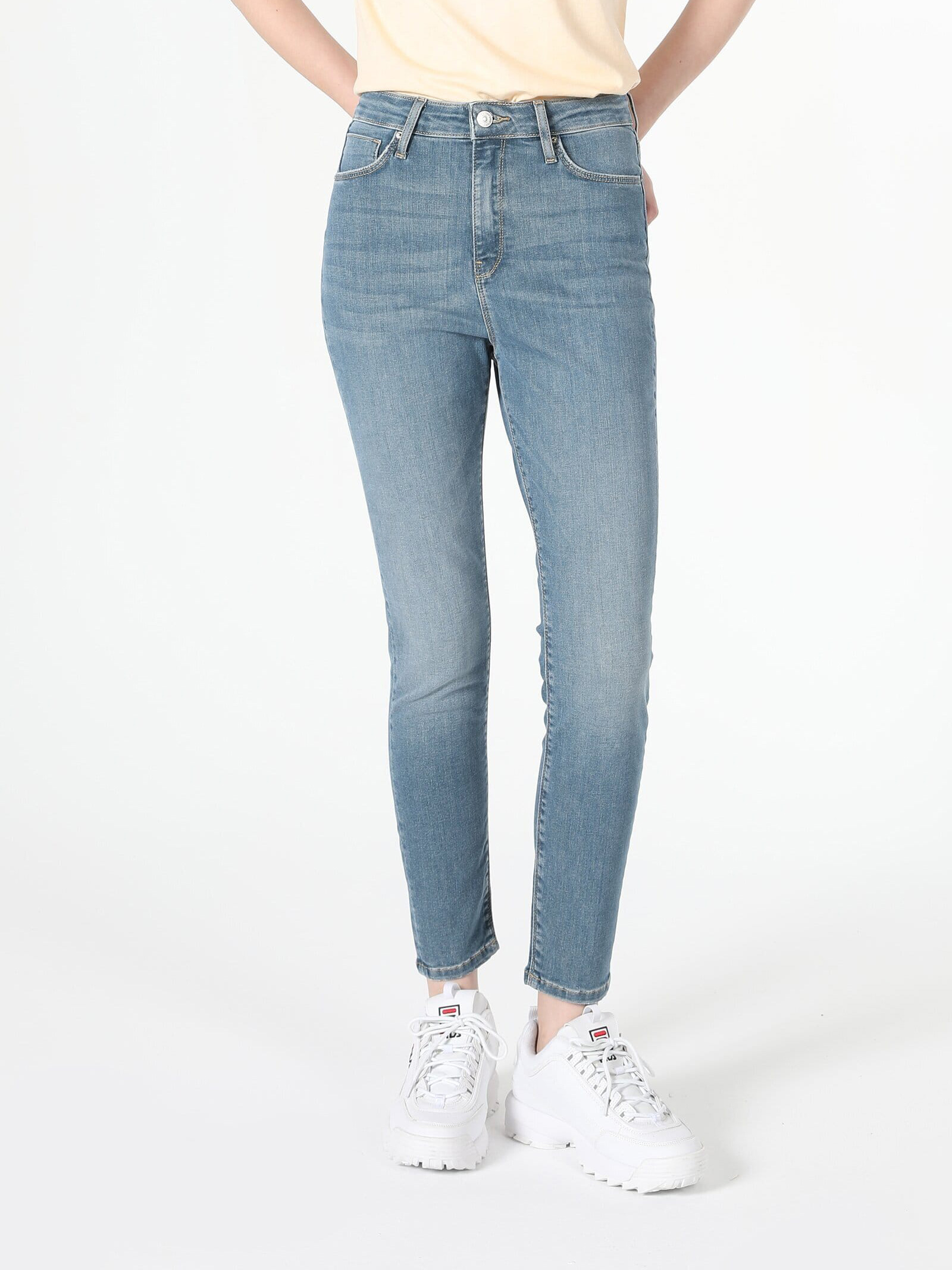 Акція на Джинси Skinny жіночі Colin's 760 Diana CL1060401DN41470 28-30 Сині від Rozetka