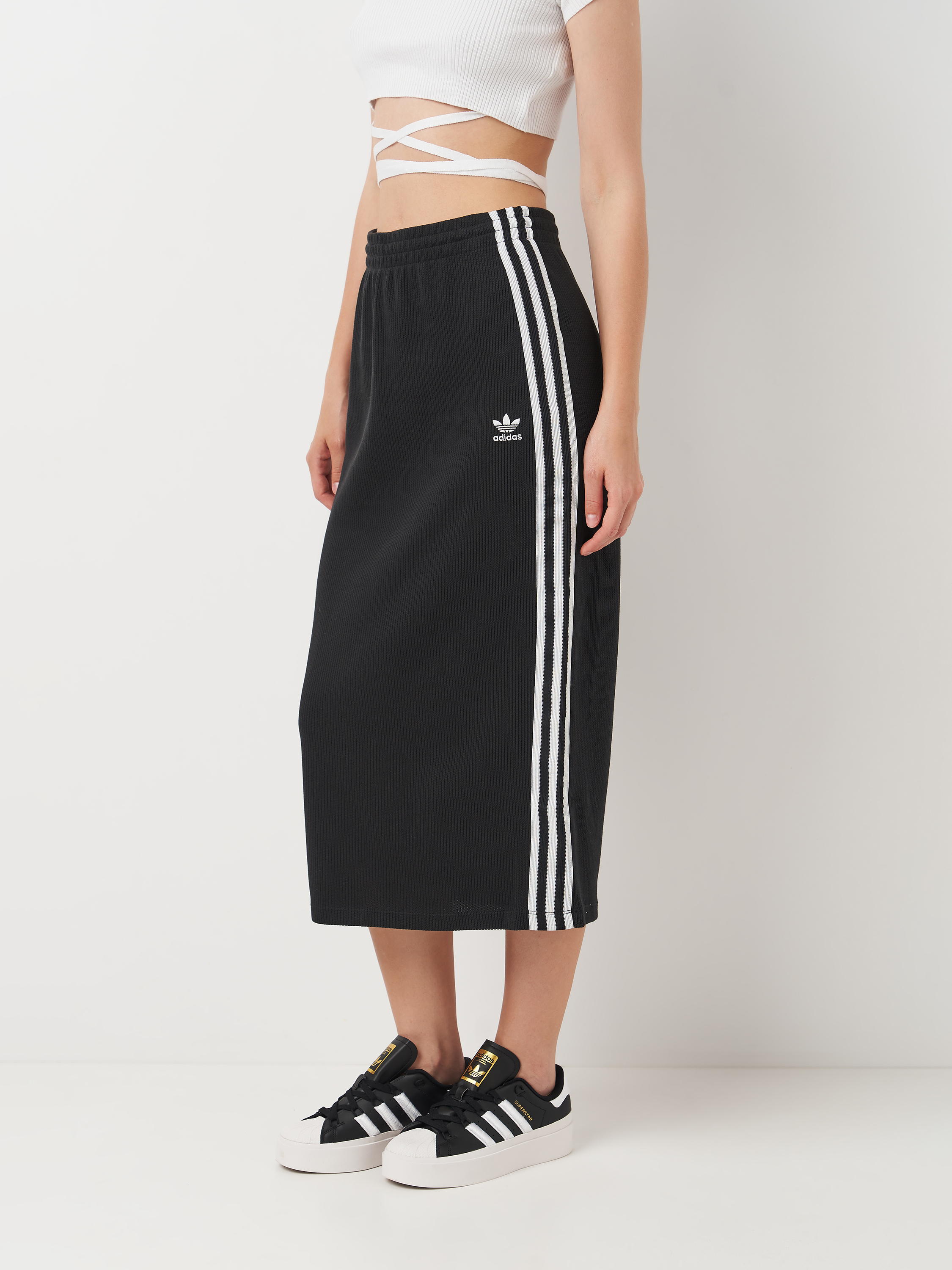 Акція на Спідниця міді осіння пряма жіноча Adidas Originals Knitted Skirt IY7279 M Чорна від Rozetka