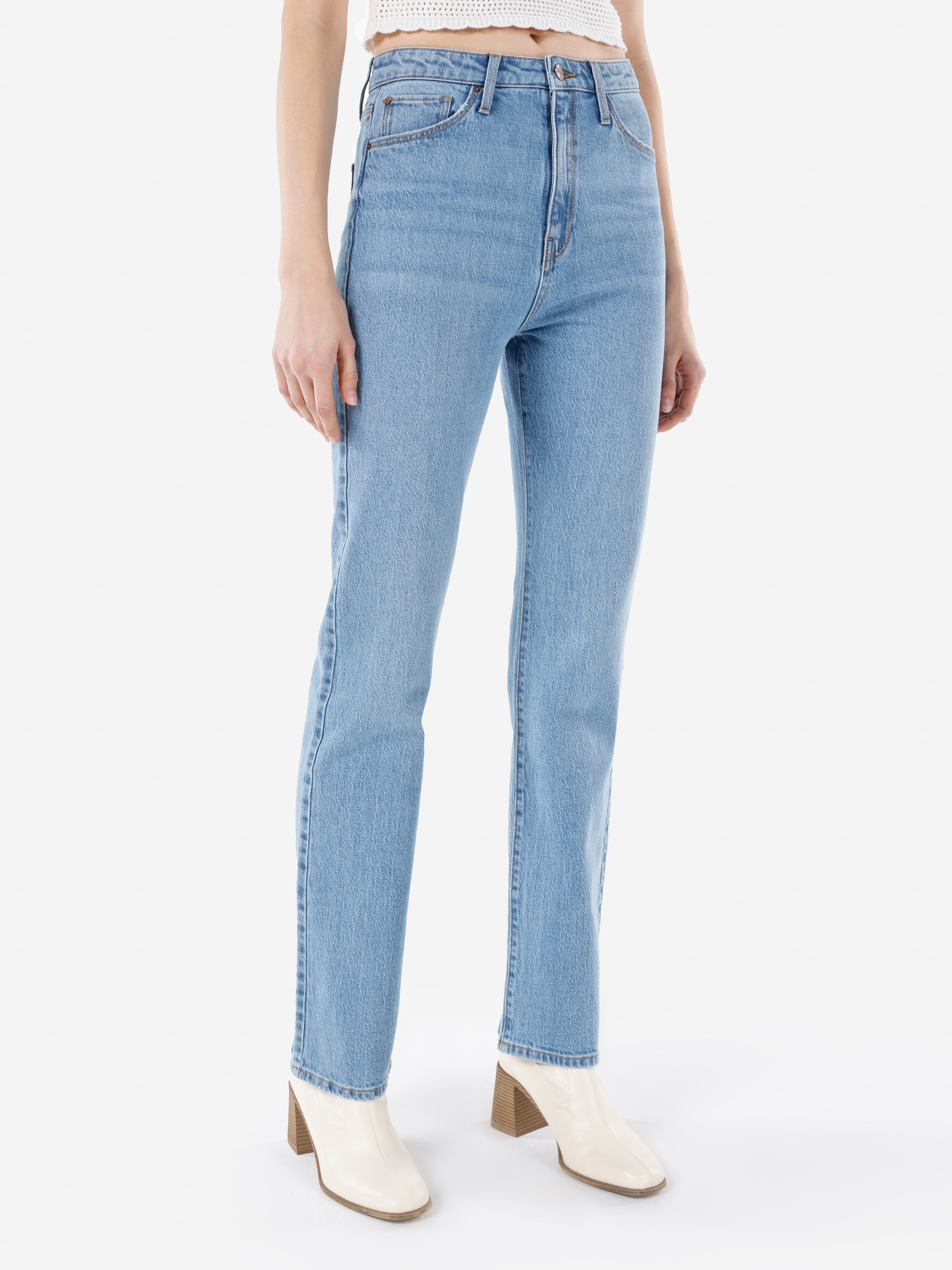 Джинси Regular Fit жіночі Colin's 792 Mila CL1068696DN40496 27-32 Chet Wash від Rozetka на платформі USKIDKA Акція на Джинси Regular Fit жіночі Colin's 792 Mila CL1068696DN40496 27-32 Chet Wash від Rozetka