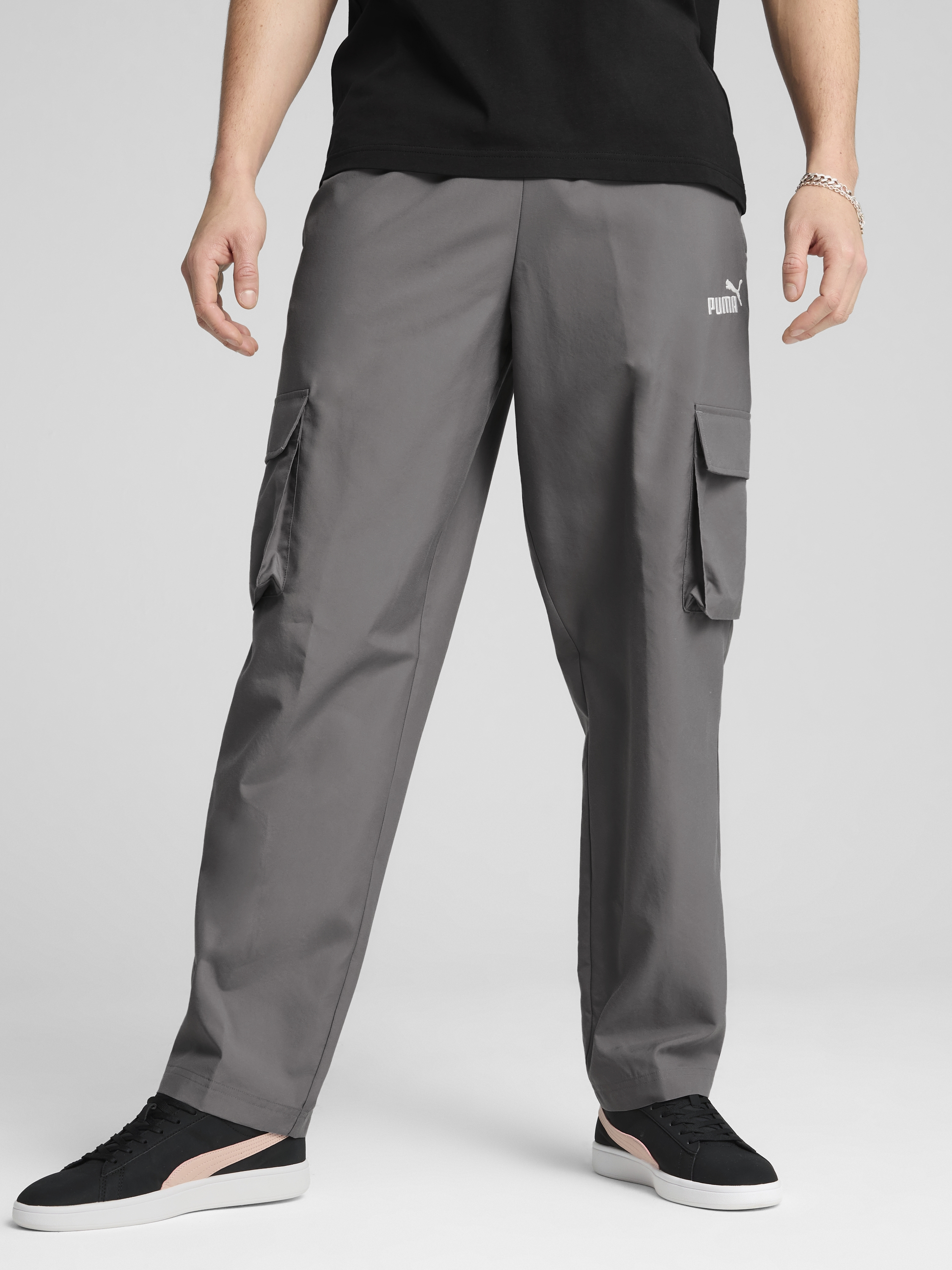 Акція на Спортивні штани чоловічі Puma Ess No. 1 Logo Woven Cargo Pants Op 68266379 S Cast Iron від Rozetka