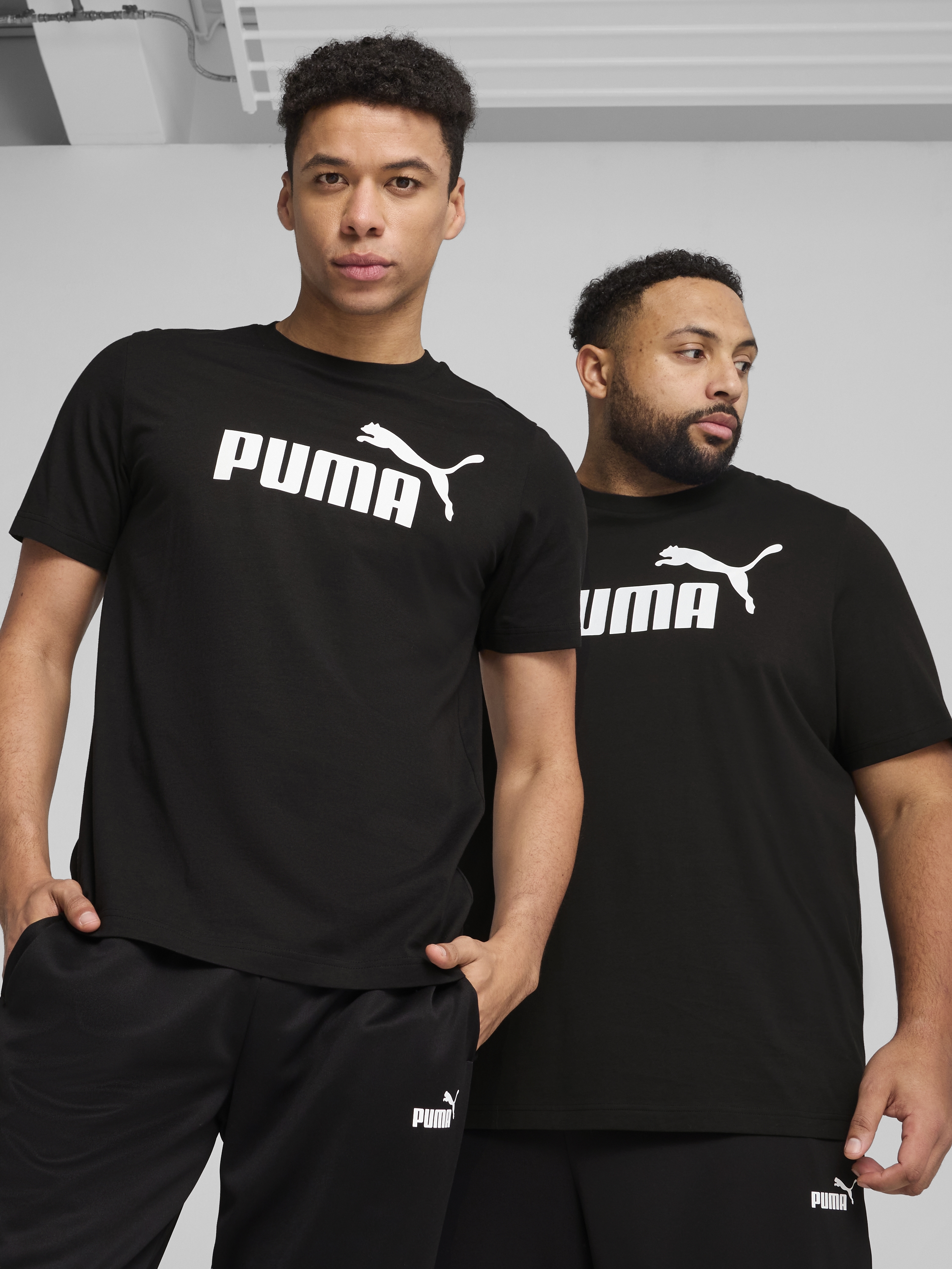 Акція на Футболка бавовняна довга чоловіча Puma Ess No. 1 Logo Tee 68253201 S Black з принтом від Rozetka