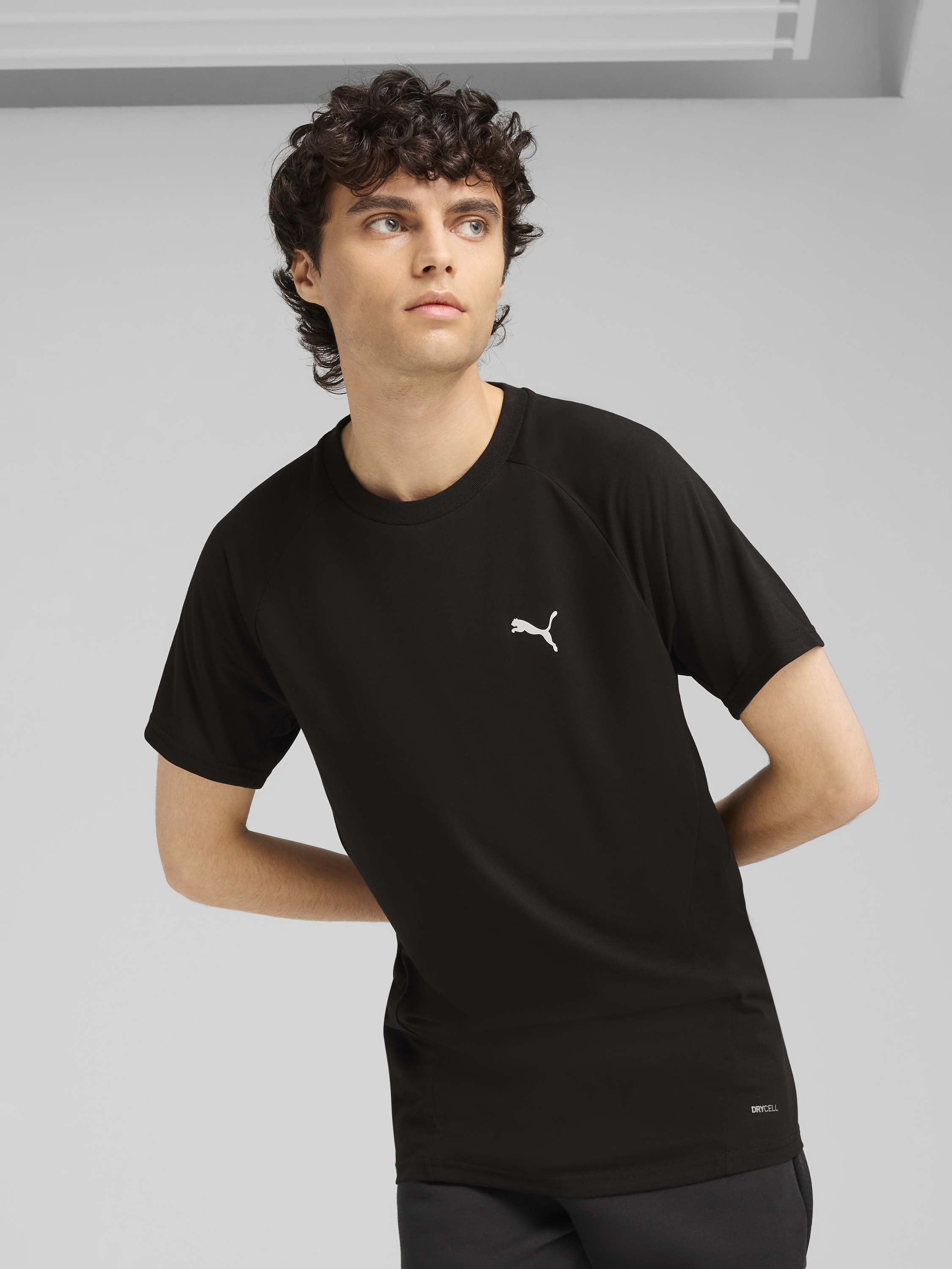 Акція на Футболка довга чоловіча Puma Evostripe Tee 68461101 M Black від Rozetka