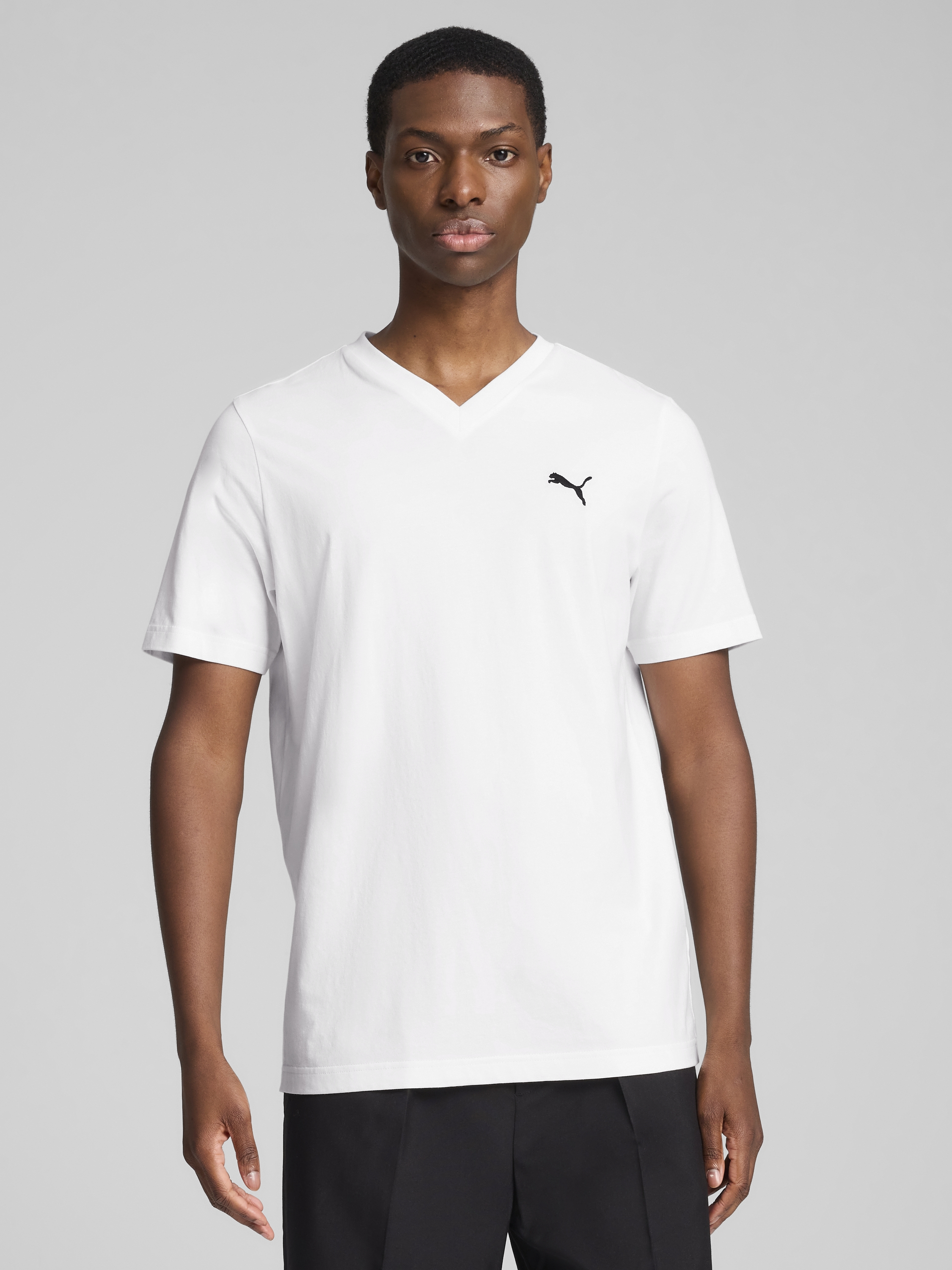 Акція на Футболка бавовняна довга чоловіча Puma Ess V-Neck Tee 68254802 XL White від Rozetka