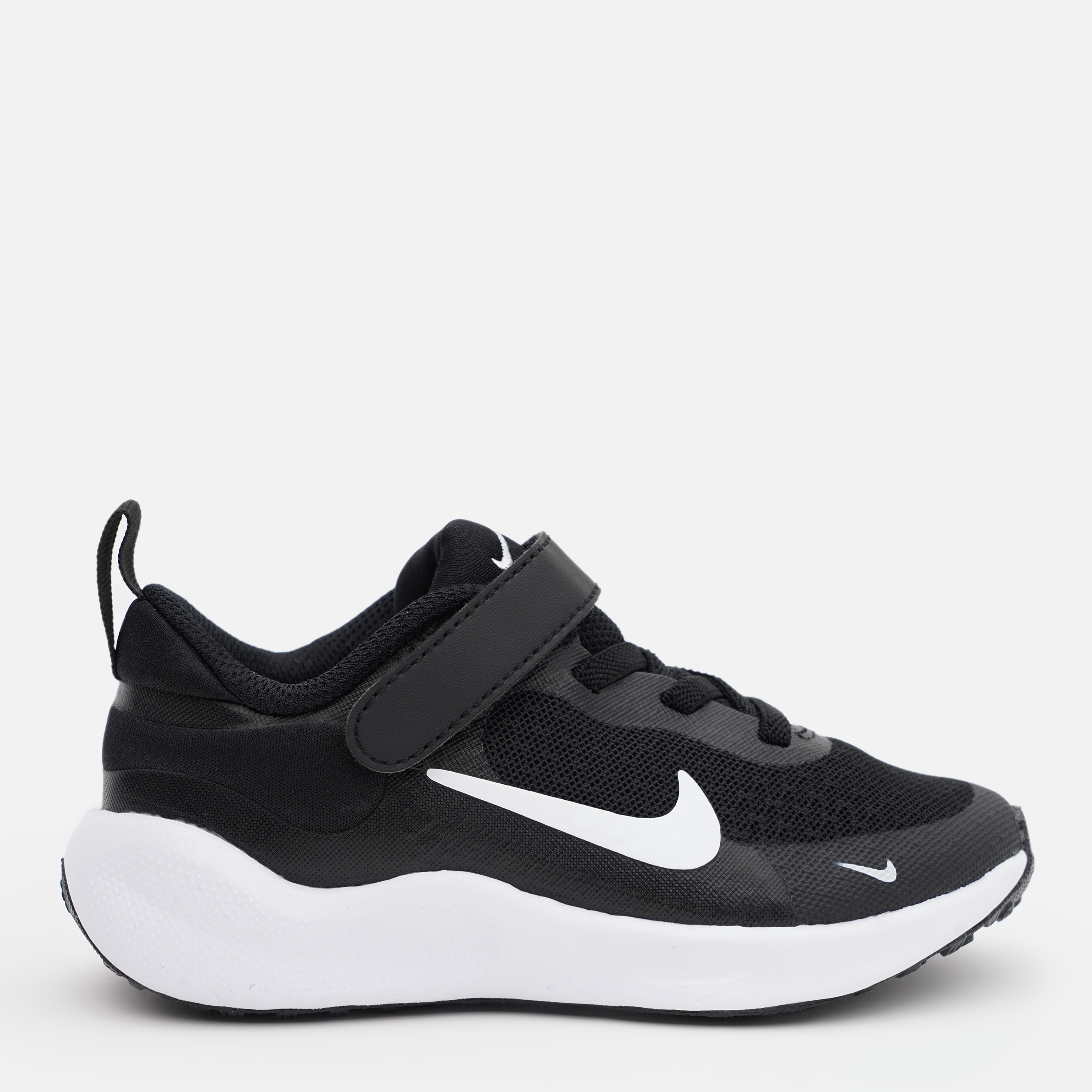 Акція на Дитячі кросівки для хлопчика Nike Revolution 7 (Psv) FB7690-003 25 (8C) Чорні від Rozetka