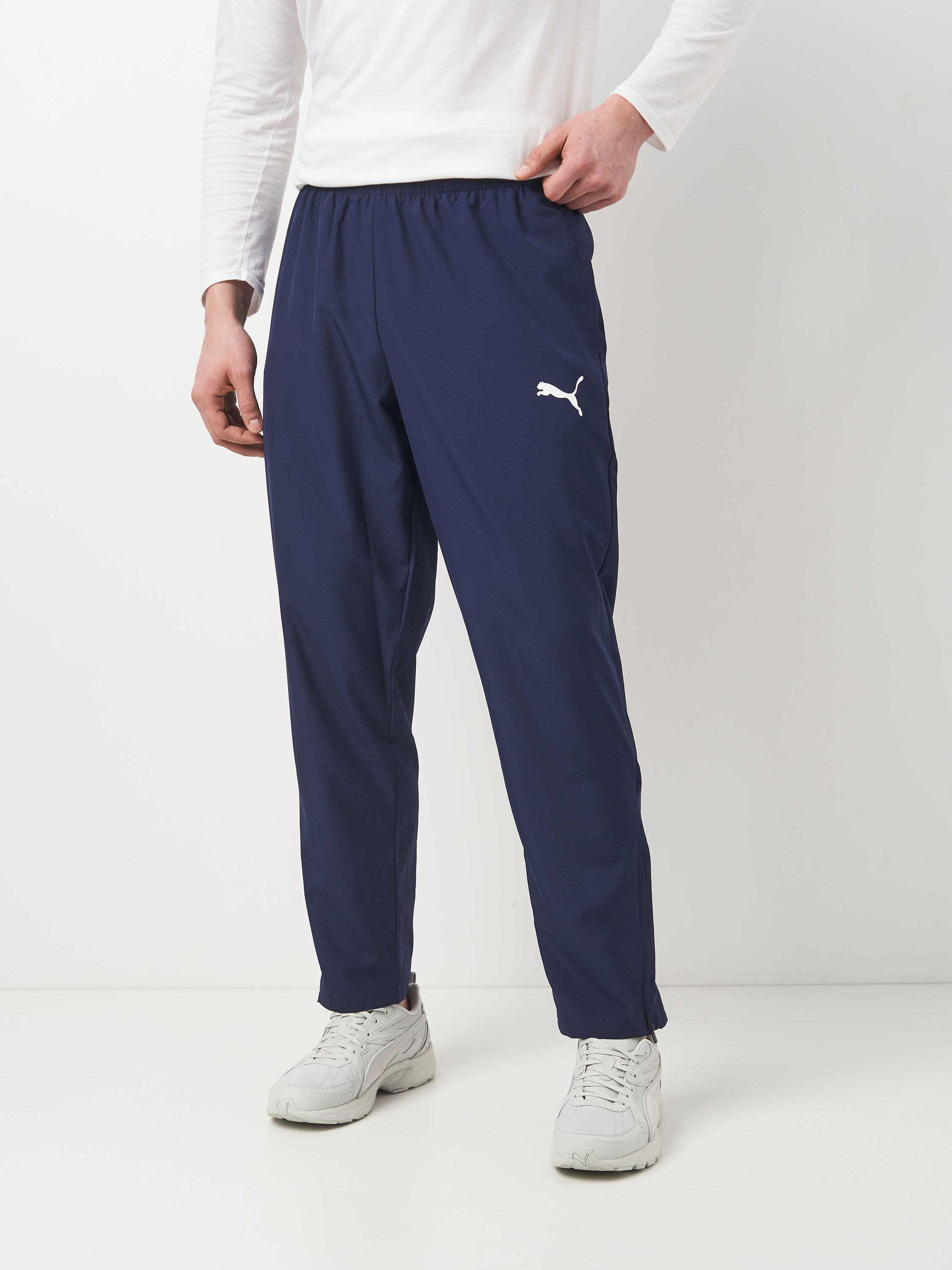 Акція на Спортивні штани чоловічі Puma Teamrise Sideline Pants 65732706 S Peacoat-White від Rozetka