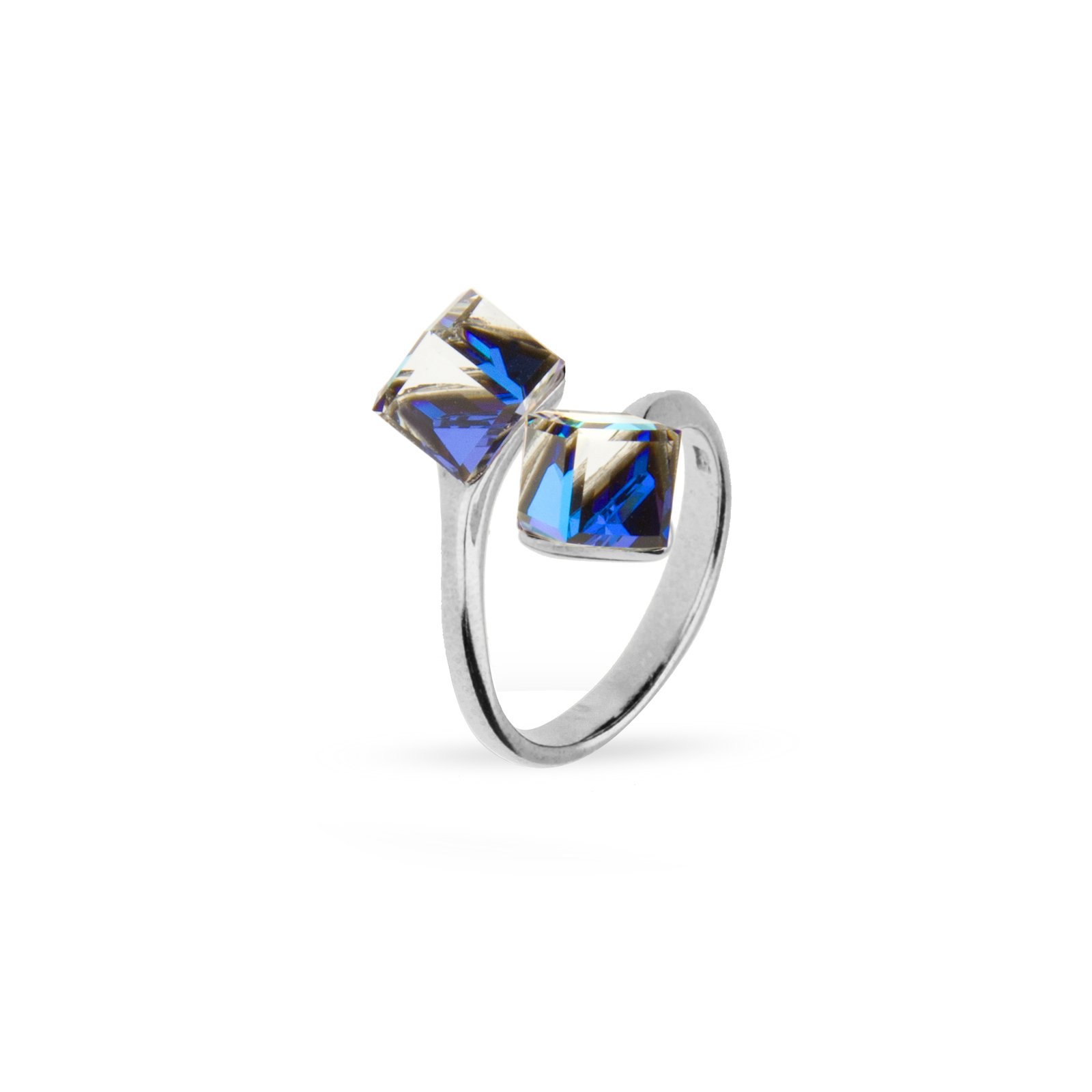 

Серебряное кольцо SPARK Cube со Swarovski модели P48416PBB