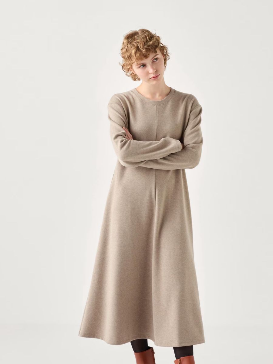Сукня міді осіння жіноча Uniqlo 706421597 L Бежева від Rozetka на платформі USKIDKA Акція на Сукня міді осіння жіноча Uniqlo 706421597 L Бежева від Rozetka