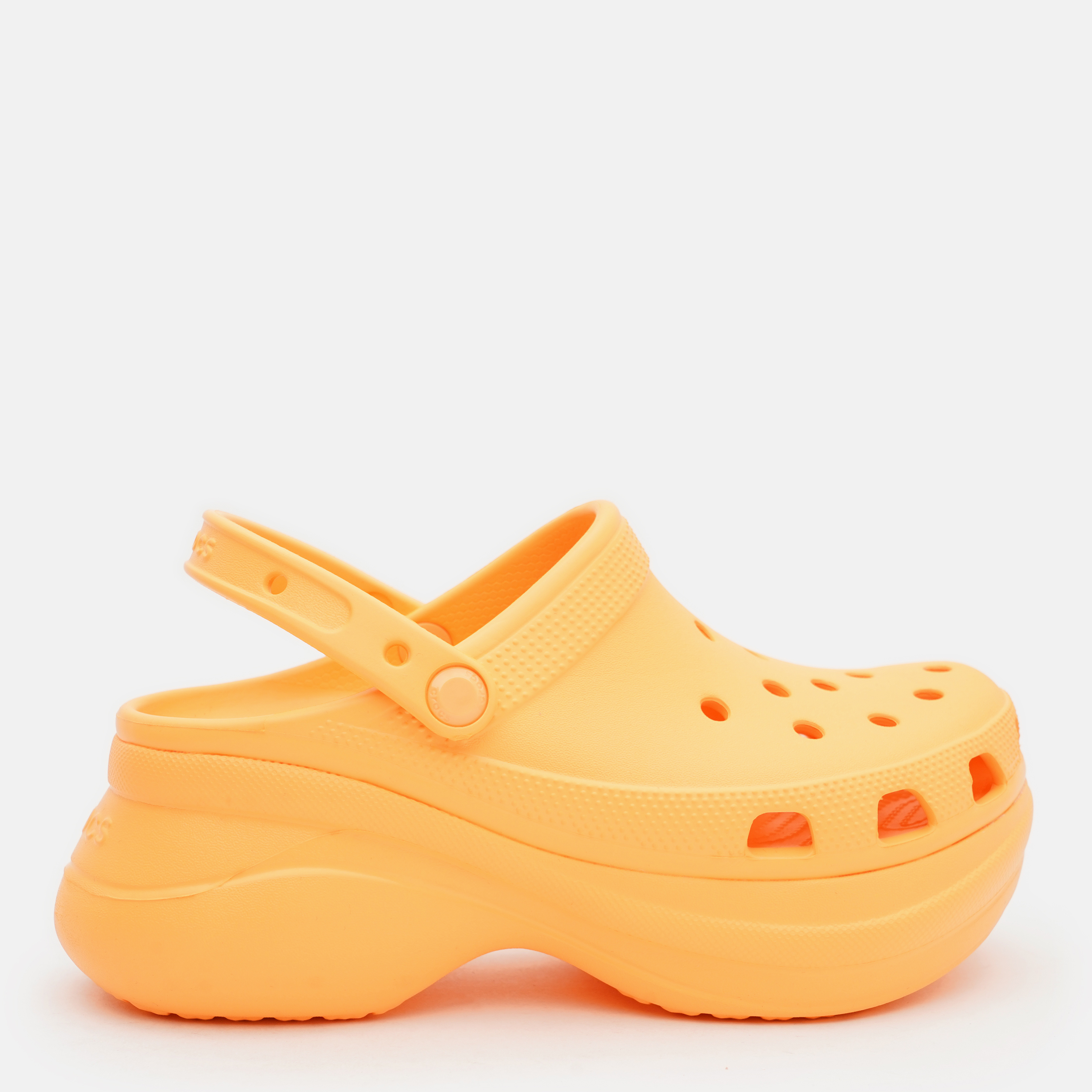 Акція на Жіночі крокси Crocs Bae Clog Ogs 206302-85Q 37-38 (W7) 23 см Orangesicle від Rozetka