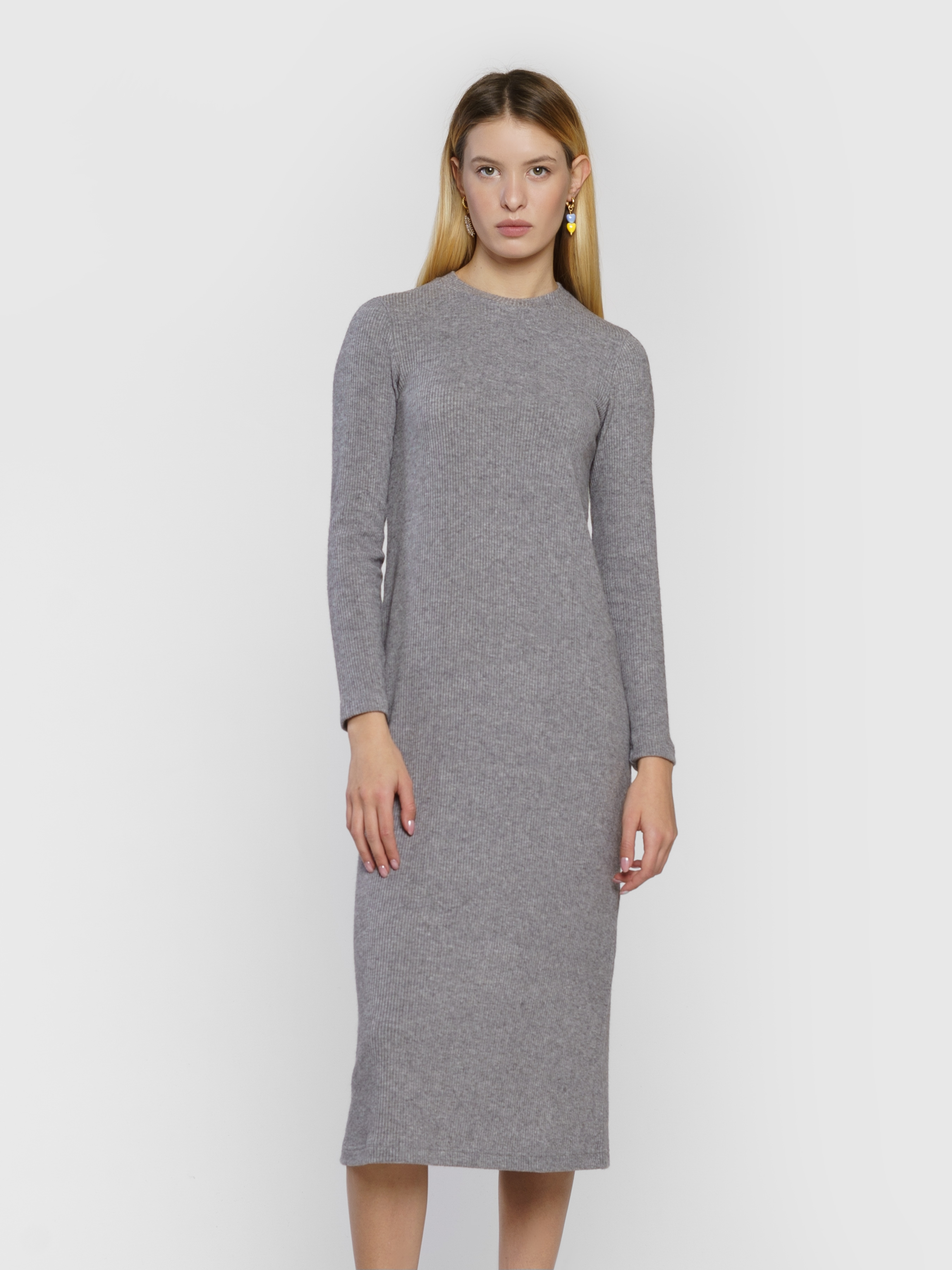 Плаття міді осіннє жіноче Arber DreSS Knitted W22.04.11.412 42 Сіре від Rozetka на платформі USKIDKA Акція на Плаття міді осіннє жіноче Arber DreSS Knitted W22.04.11.412 42 Сіре від Rozetka