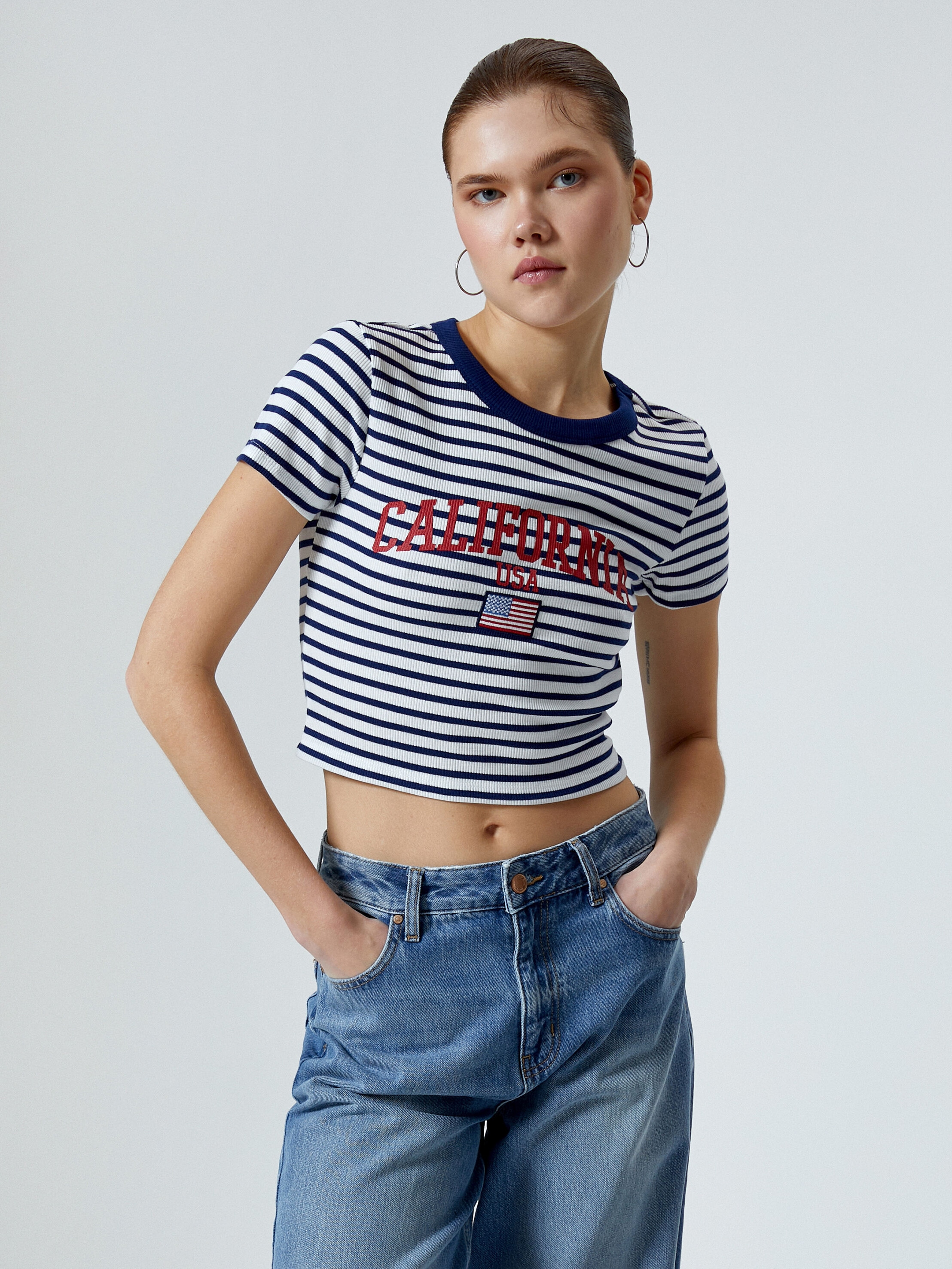 Топ жіночий Koton 4SAL10190IK7S2 XL Синій/Білий від Rozetka на платформі USKIDKA Акція на Топ жіночий Koton 4SAL10190IK7S2 XL Синій/Білий від Rozetka