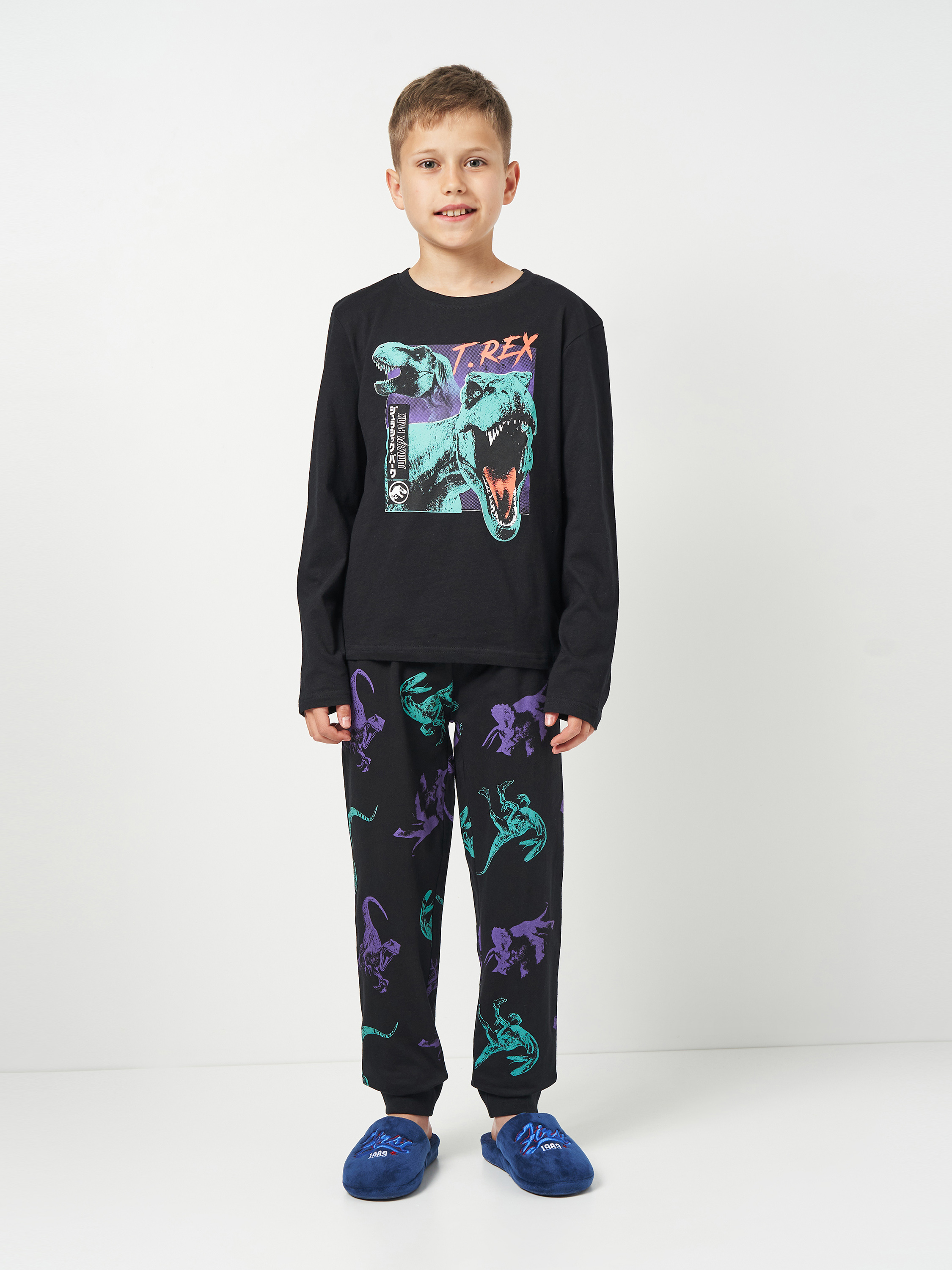 Дитяча піжама для хлопчика Disney JW 52 04 153 134-140 см Чорна від Rozetka на платформі USKIDKA Акція на Дитяча піжама для хлопчика Disney JW 52 04 153 134-140 см Чорна від Rozetka