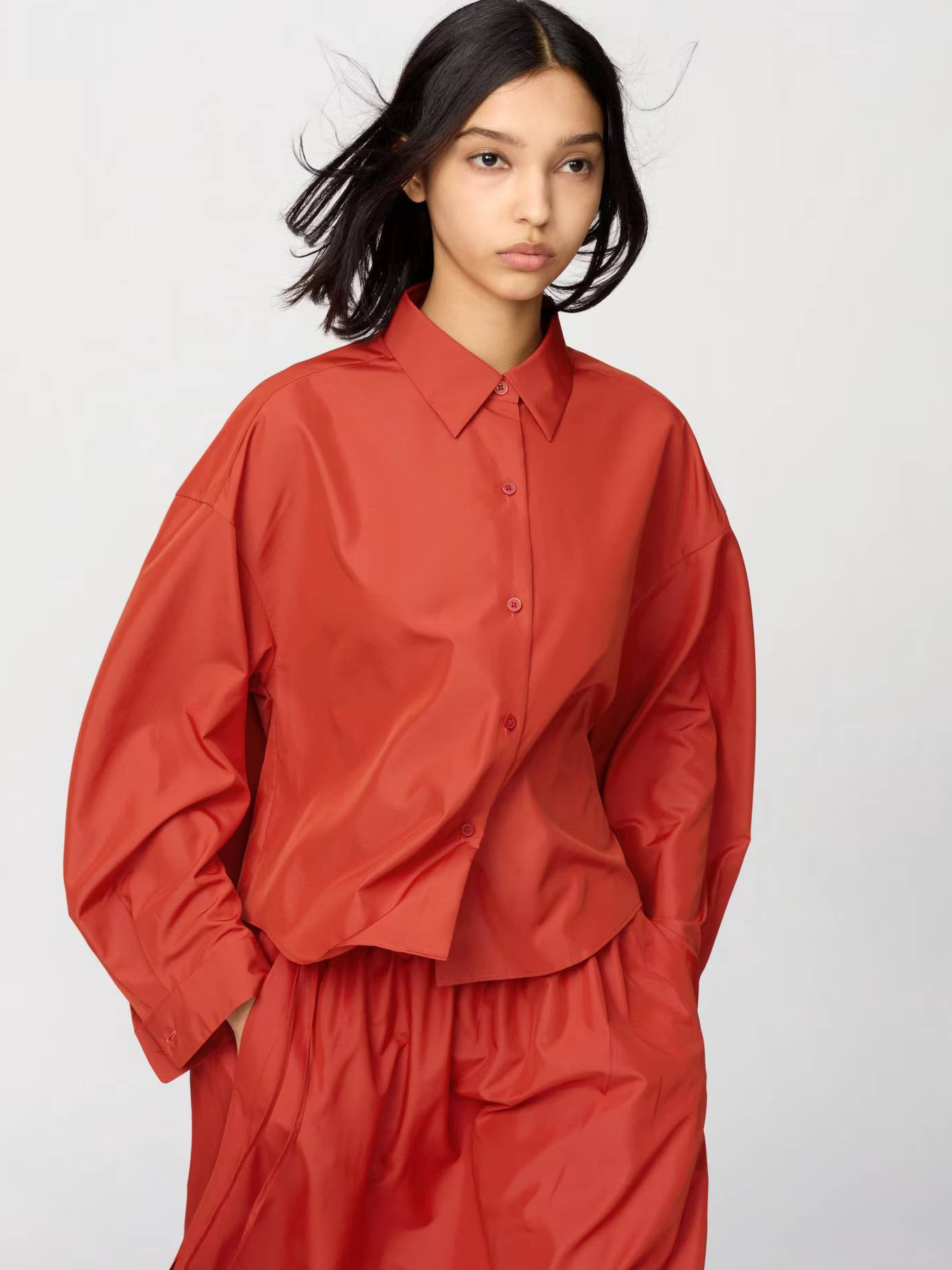 Акція на Сорочка оверсайз жіноча UNIQLO 739198703 M Помаранчева від Rozetka