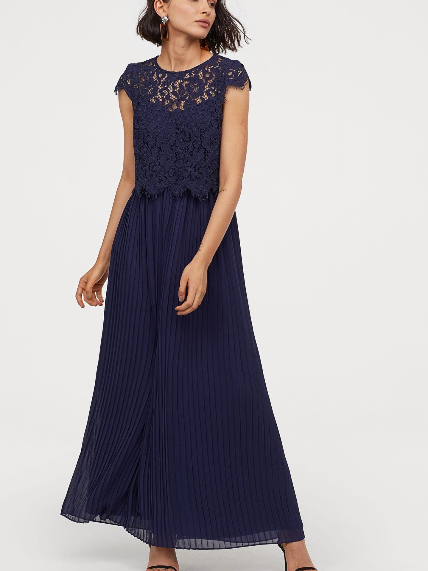 Сукня довга літня жіноча H&M 630339001c26 32 Темно-синя від Rozetka на платформі USKIDKA Акція на Сукня довга літня жіноча H&M 630339001c26 32 Темно-синя від Rozetka