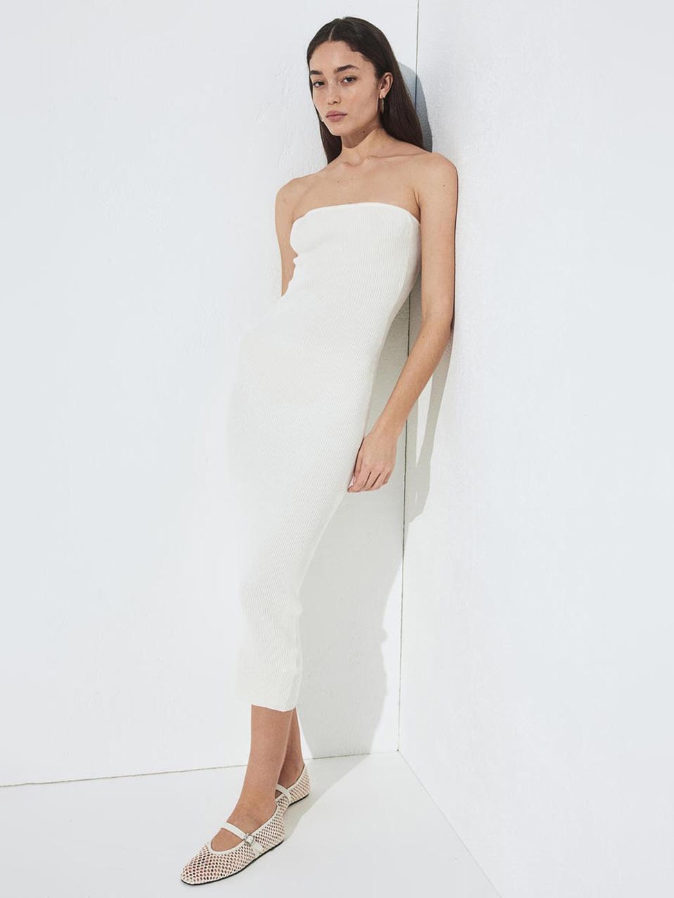 Сукня міді літня жіноча H&M 1155541007c28 S Молочна від Rozetka на платформі USKIDKA Акція на Сукня міді літня жіноча H&M 1155541007c28 S Молочна від Rozetka