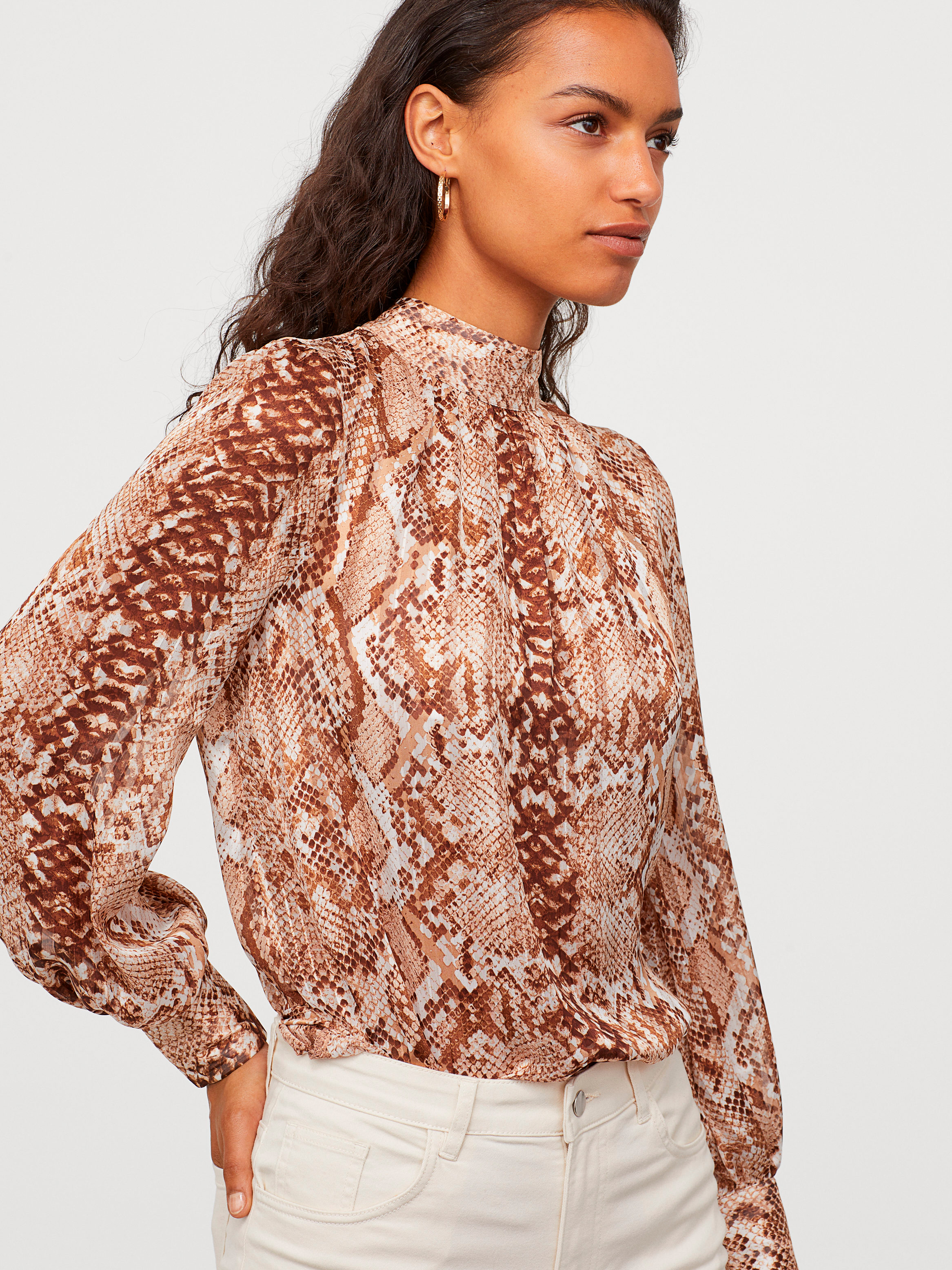 

Блузка H&M -0768465-0  Коричневая, Блузка H&M -0768465-0 34 Коричневая