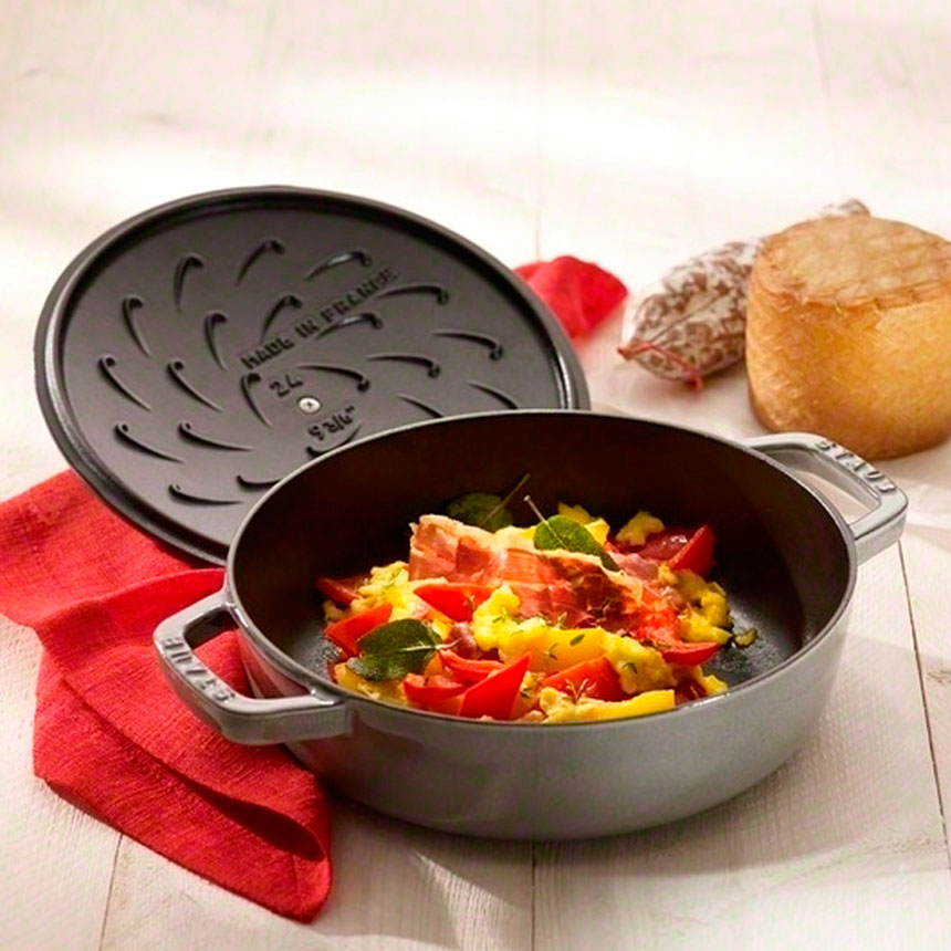 

Сотейник с крышкой черный диам. 28 см - Staub - 40511-472-0