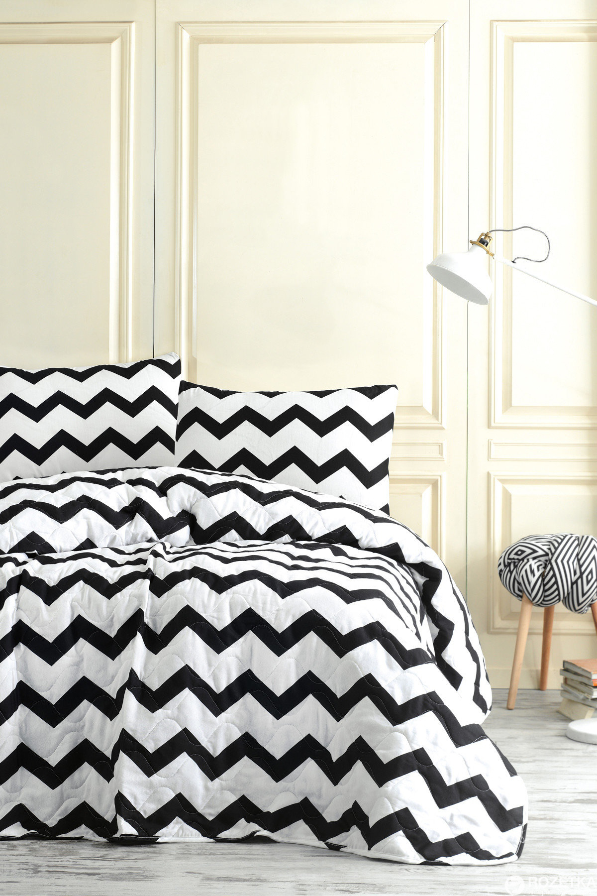 

Покрывало Eponj Home B&W Small Zigzag 200x220 + наволочки 50x70 2 шт