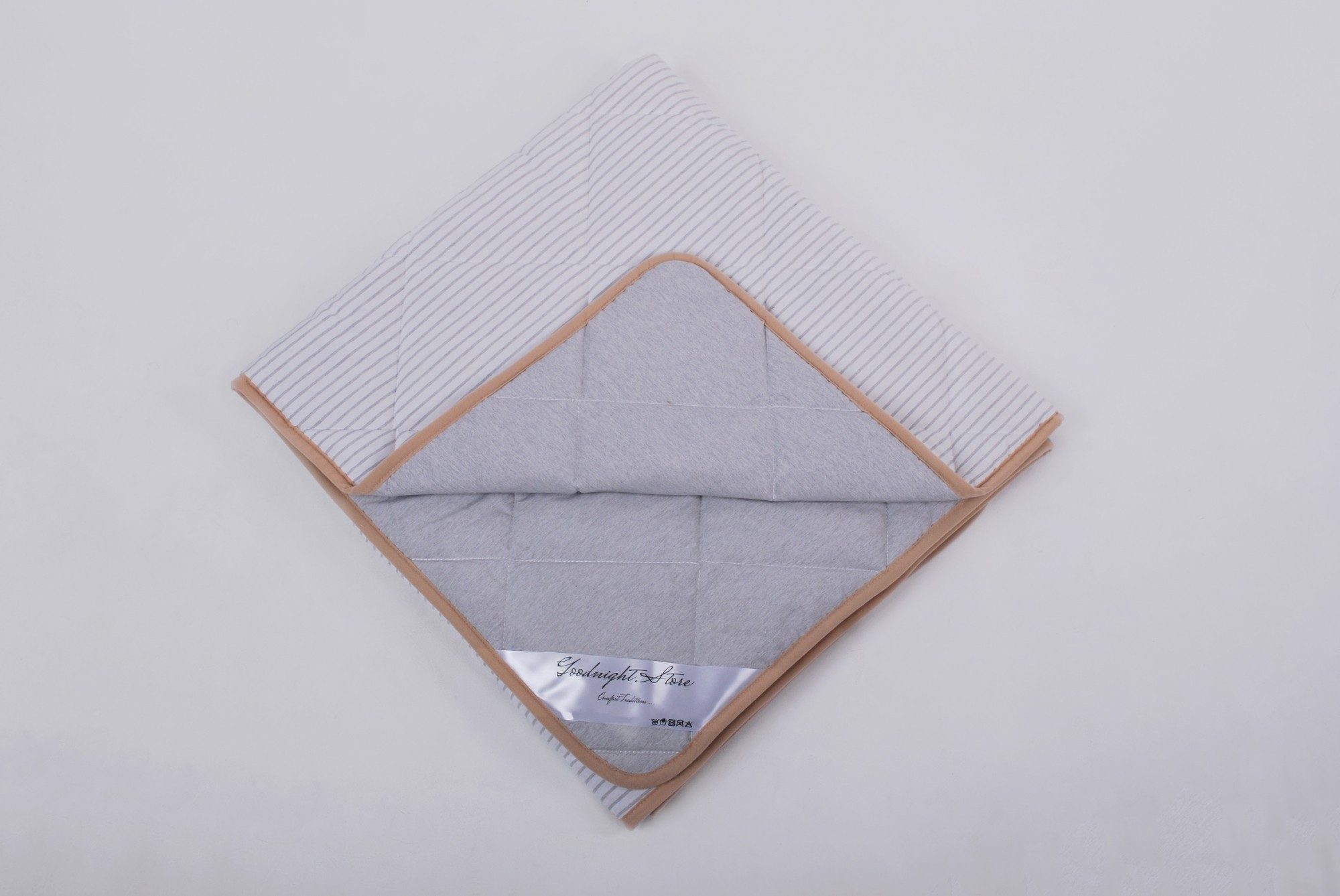 

Одеяло облегченное из шерсти мериносов Goodnight.Store 160на200 см серое/белое в серую полоску 851674379997-ru