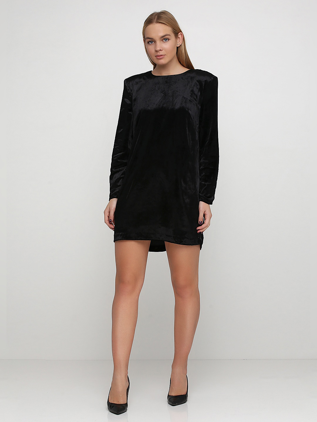 

Платье H&M 5987886 38 Черное