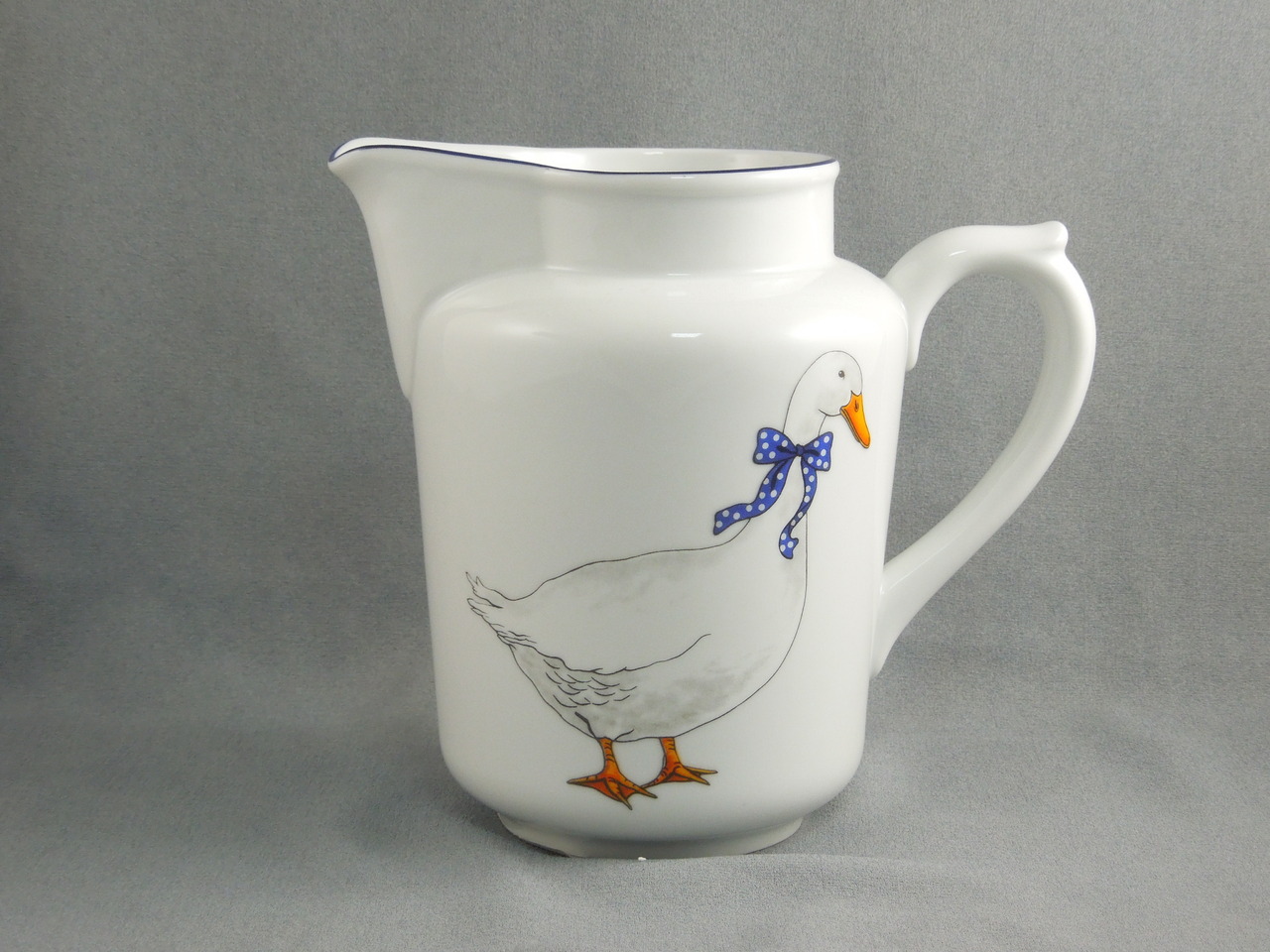 

Кувшин Thun Constance 8408200 2л