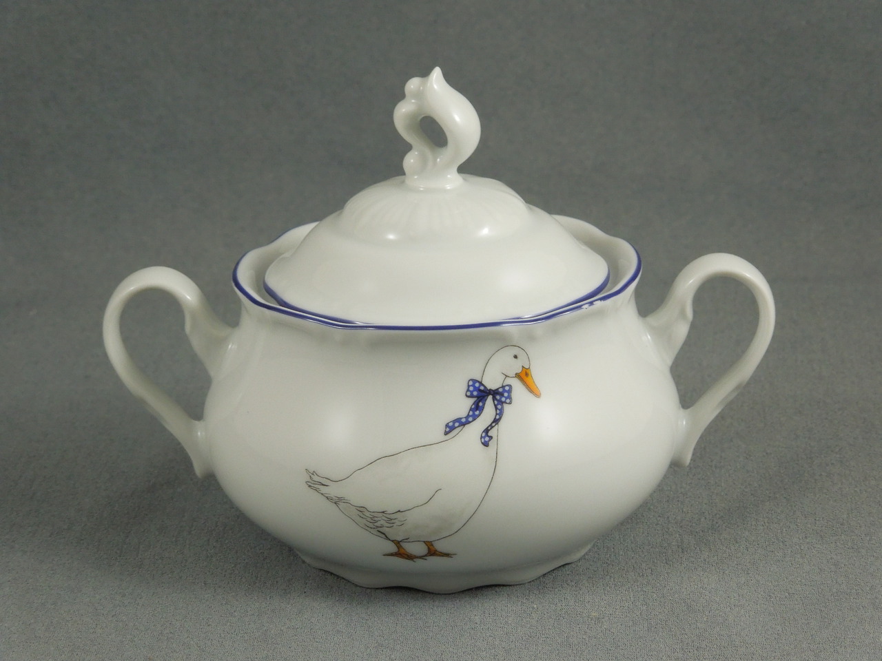 

Сахарница Thun Constance 8408200 250мл