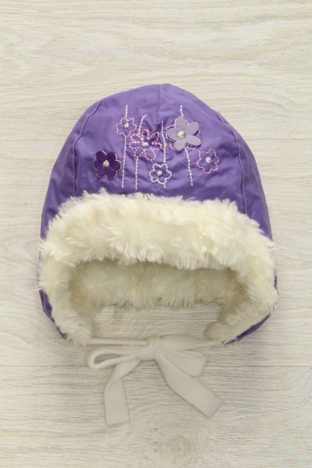 

Шапка Pupill 50 см Сиреневый
