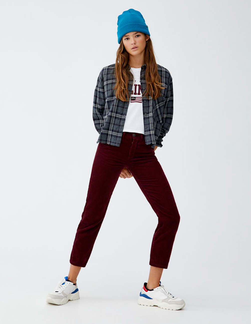 

Брюки PULL & BEAR Ж1053006 (9680/323/681) цвет бордовый L