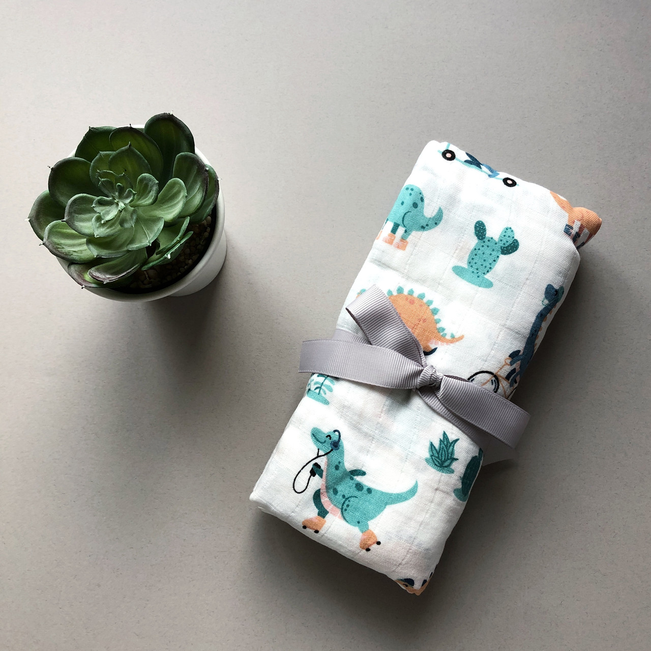 

Пеленка муслиновая My blanket 2 слоя бамбуковый муслин120х120 см динозавры в наушниках