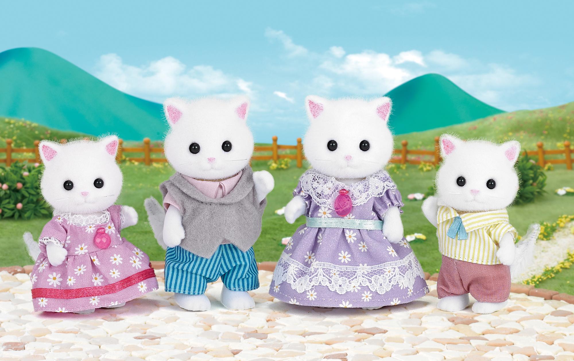 

Игровой набор Sylvanian Families Семья Персидких Котов (5216)