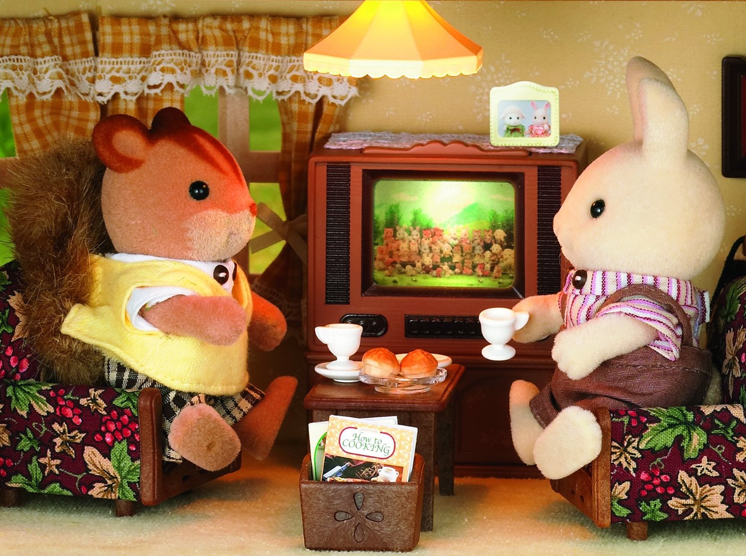 

Игровой набор Sylvanian Families Цветной телевизор (4264)