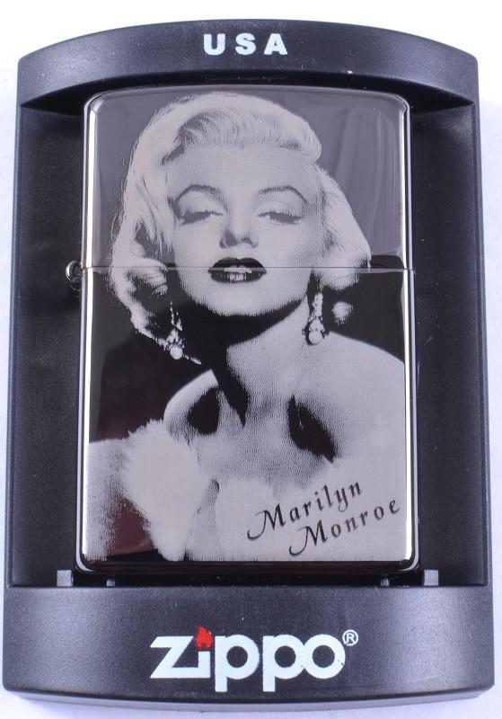

Зажигалка бензиновая Zippo Marilyn Monroe №4222-5 Zippo