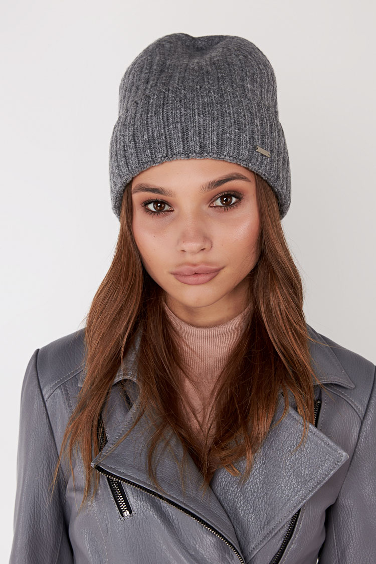 

Шапка L'maro Шапка 079 Темно-серая 199360000