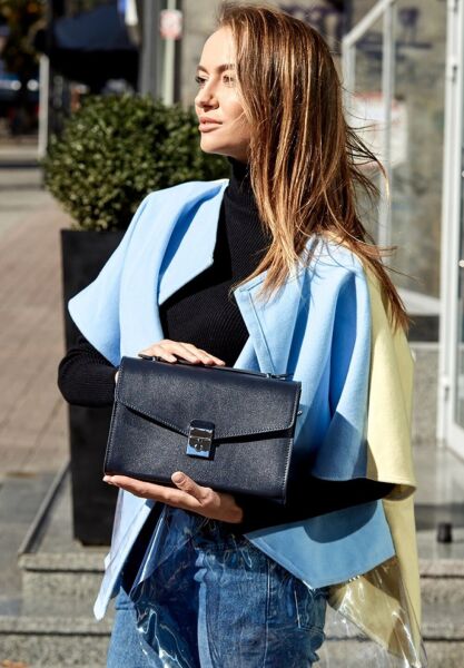 

Женская кожаная сумка-кроссбоди Lola BlankNote темно-синяя BN-BAG-35-NAVY-BLUE