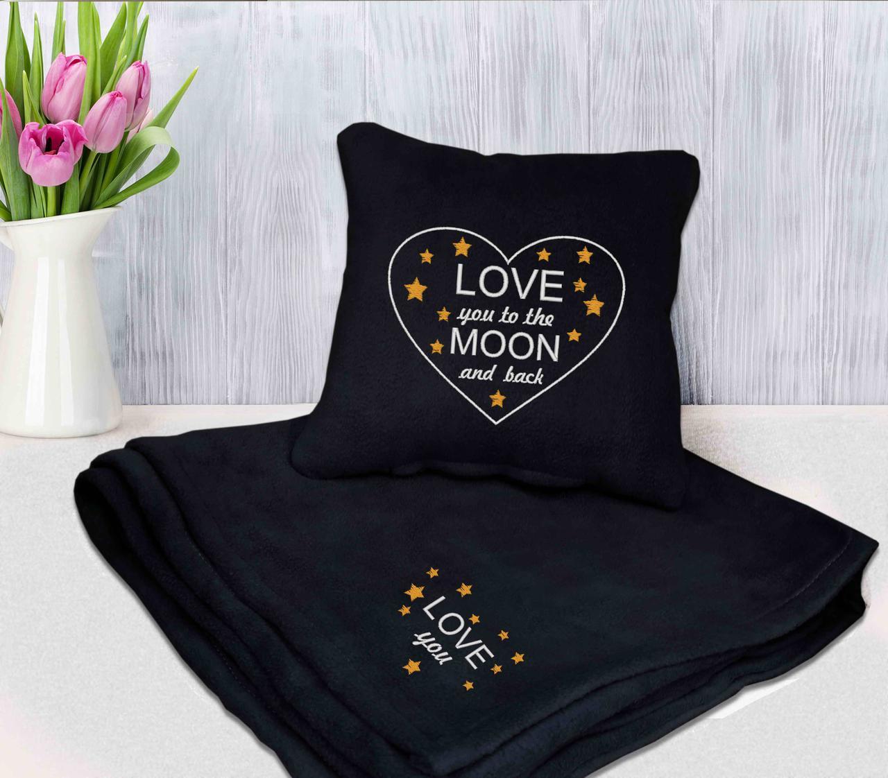 

Набор: подушка + плед Slivki "Love you to the moon and back" 13 цвет черный