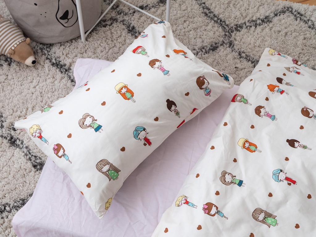 

Постельное белье CottonTwill Девочки подружки Подростковый комплект