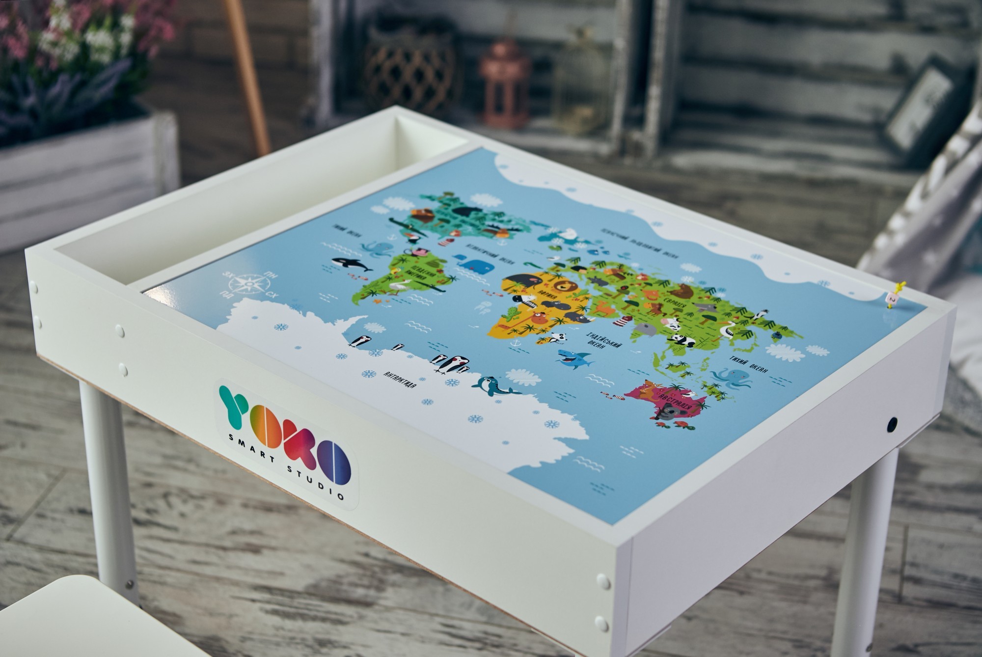 

Дитячий світловий Yoko Standard Мапа світу та Вайтборд стіл для ігор та занять (5360862)