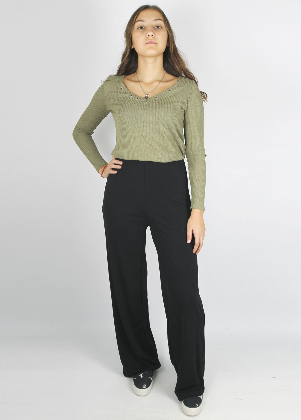 

Штани H&M 0303341 34 чорний