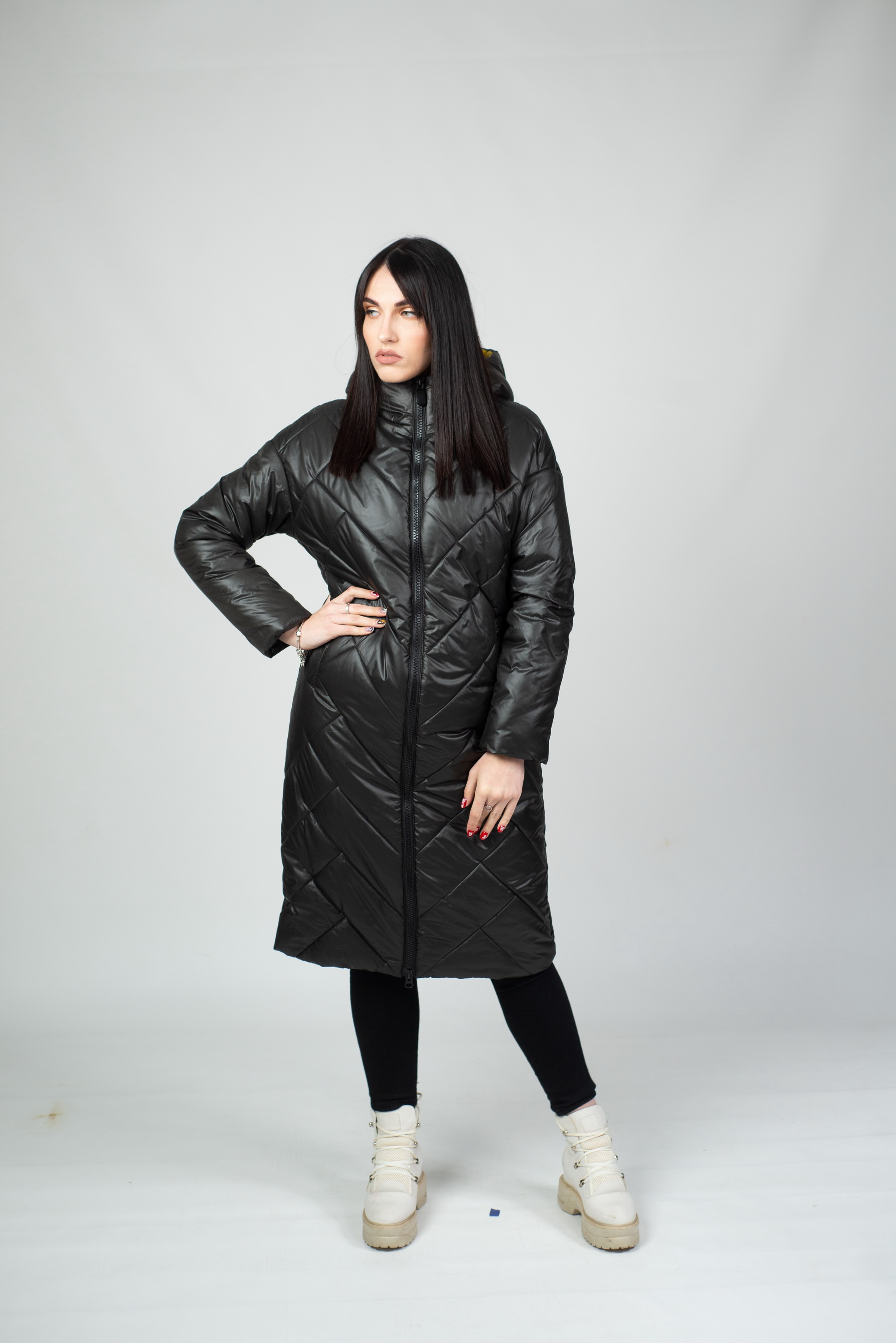 

Куртка зимняя L'Arcobaleno 24486S042C001  Черный, Куртка зимняя L'Arcobaleno 24486S042C001 42 Черный