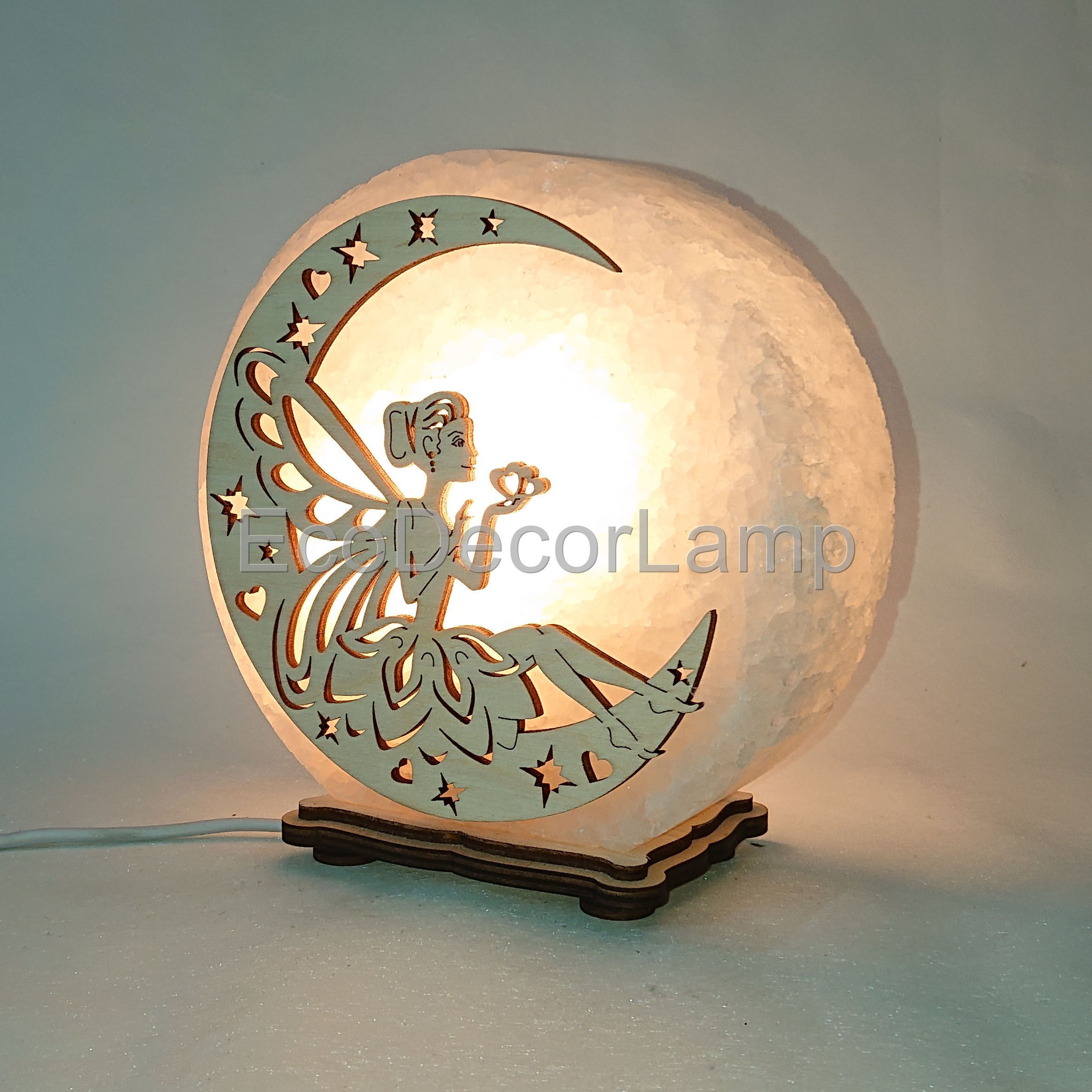 

Соляной светильник EcoDecorLamp круглый Фея на луне жёлтый