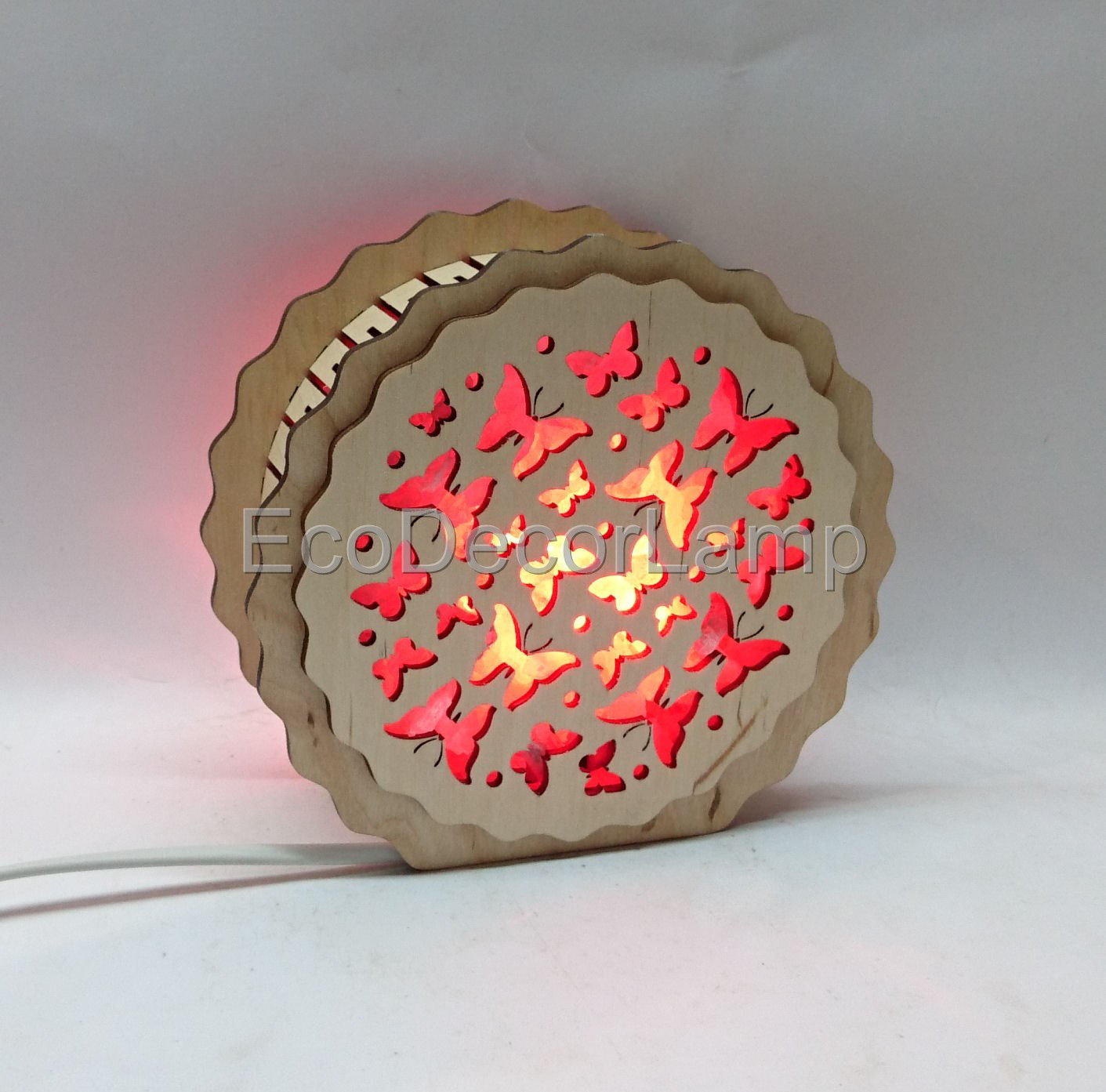 

Соляная лампа EcoDecorLamp деревянная Круглая Бабочки красный