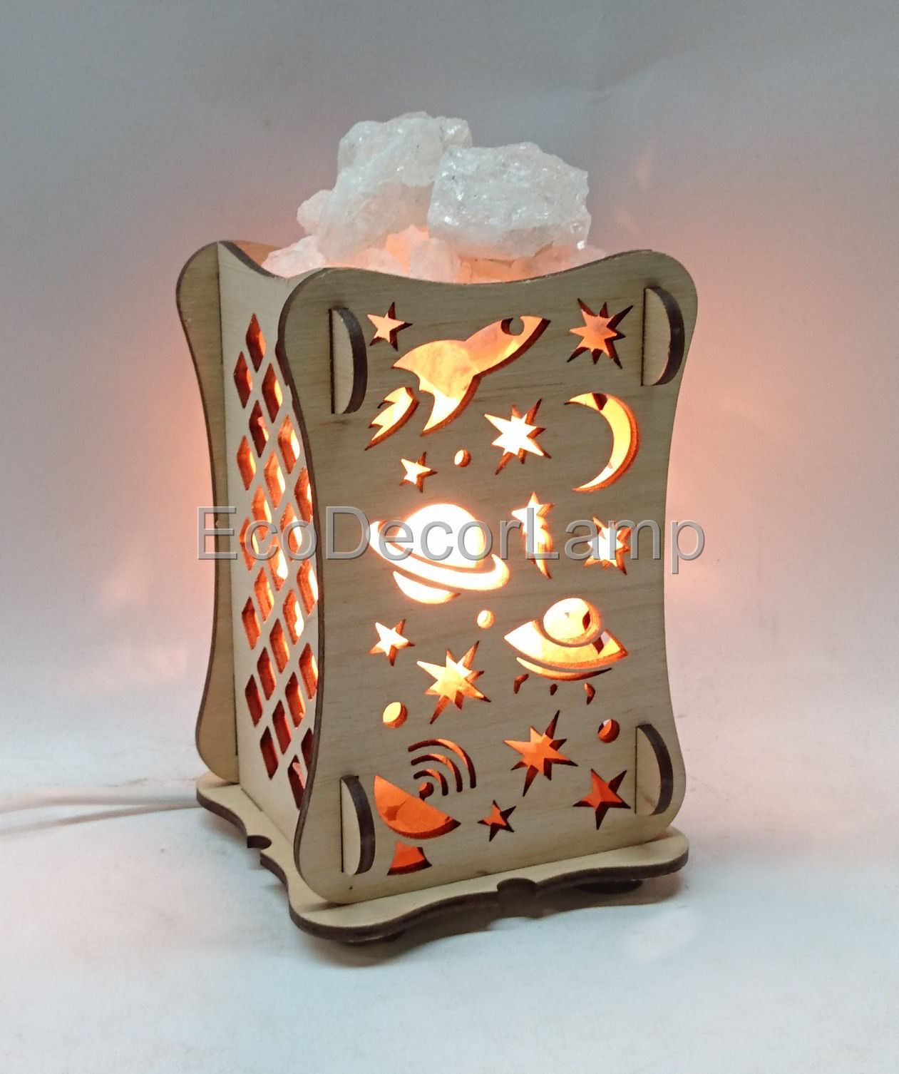 

Соляной светильник EcoDecorLamp Деревянный камин Космос жёлтый