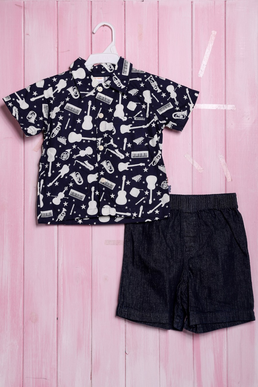 

Костюмчик для мальчика: тенниска и шортики, хлопок Gymboree 92(см) Синий-Белый (56425)