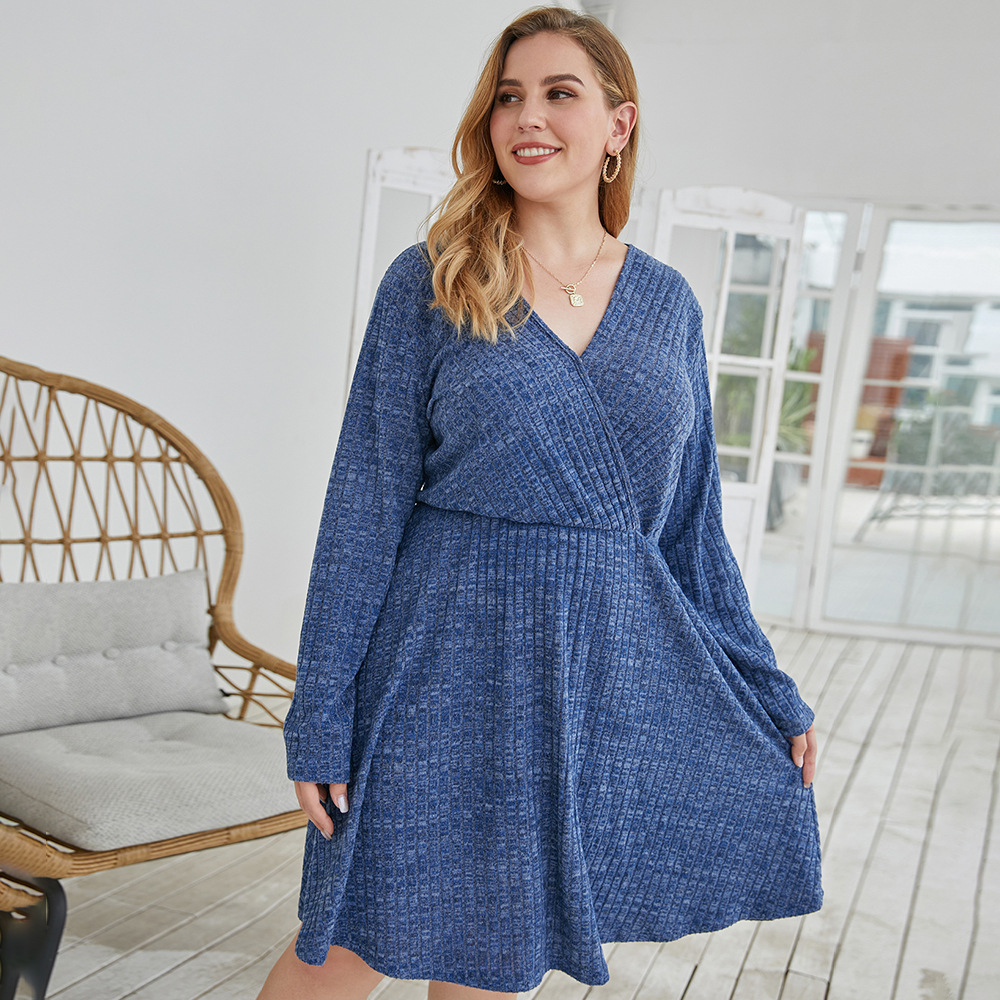 

Платье женское трикотажное Vogue Berni Fashion PLUS () Синий, Платье женское трикотажное Vogue Berni Fashion PLUS (4XL) Синий