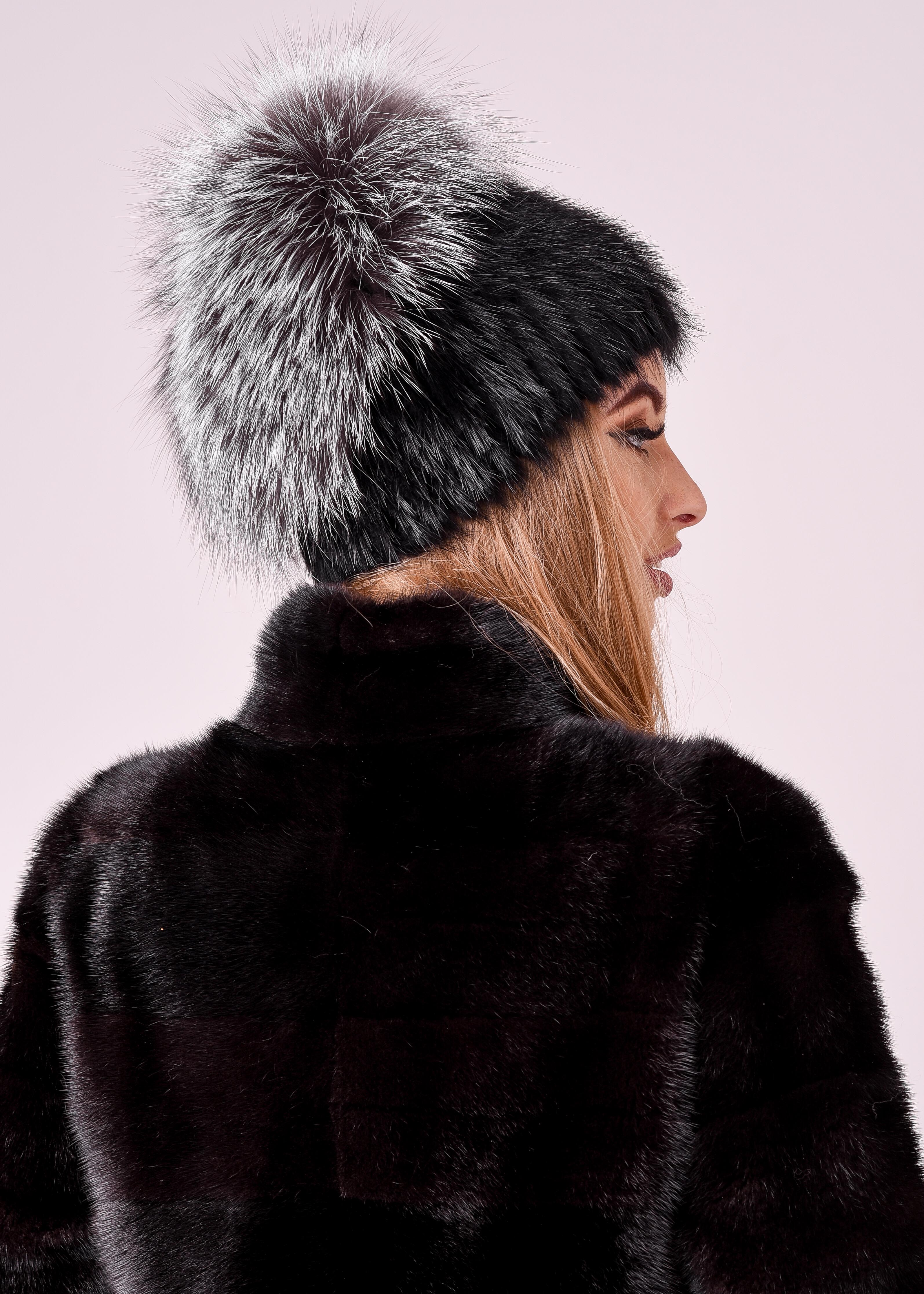 

Шапка BG-Furs с объемным колпаком из чернобурки  Серебристая (Р-Ш-Н-Ч-ГНОМ, Шапка BG-Furs с объемным колпаком из чернобурки One Size Серебристая (Р-Ш-Н-Ч-ГНОМ)