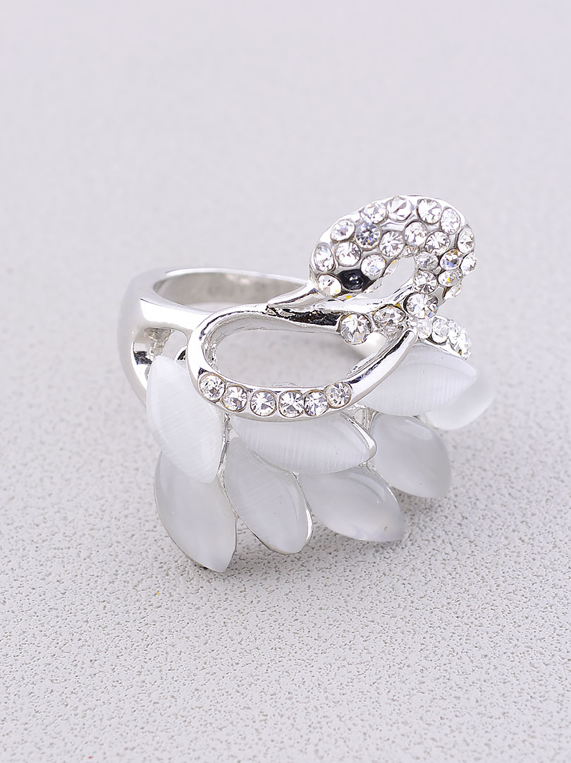 

Кольцо Сrystal 020368-160