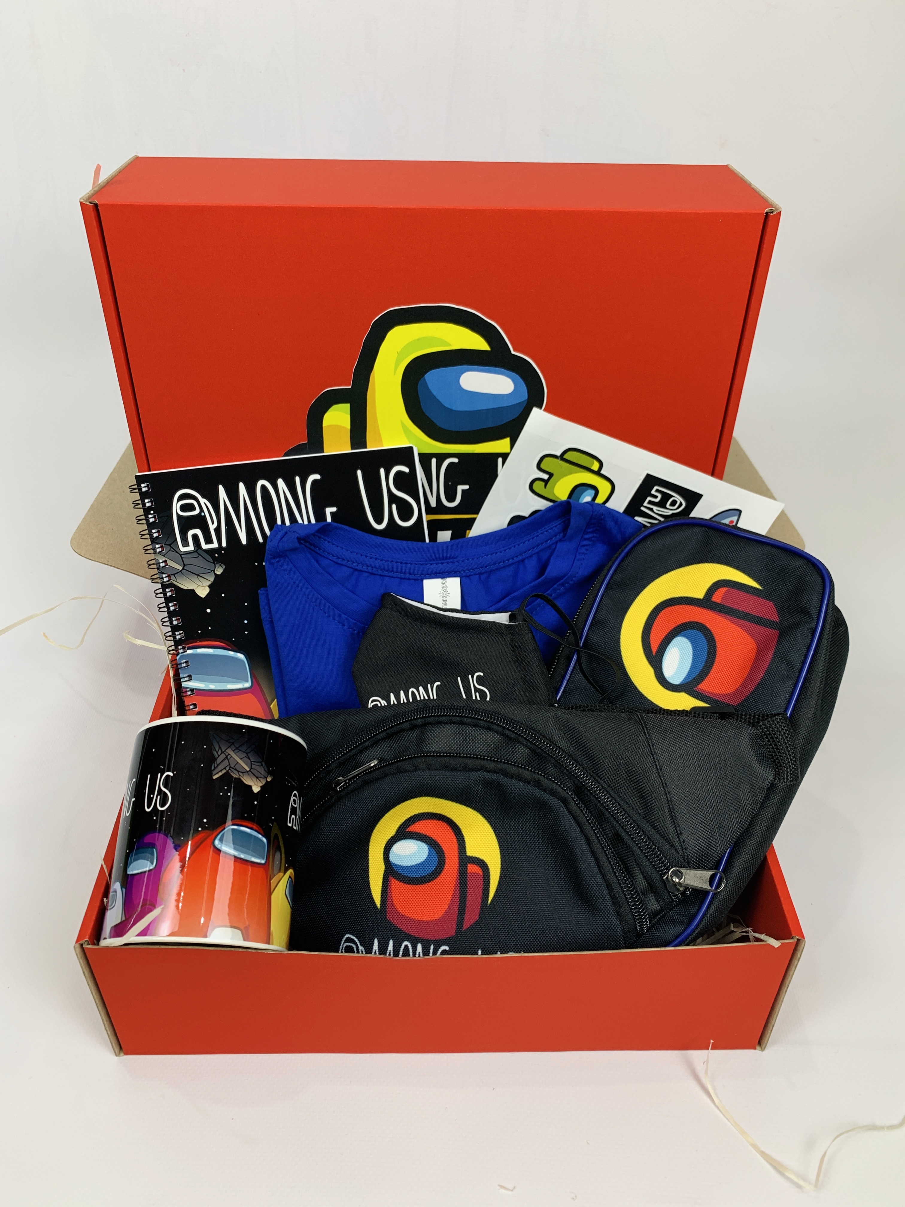 

Подарочный набор Marki On Among Us Box "Maxi Box" 062