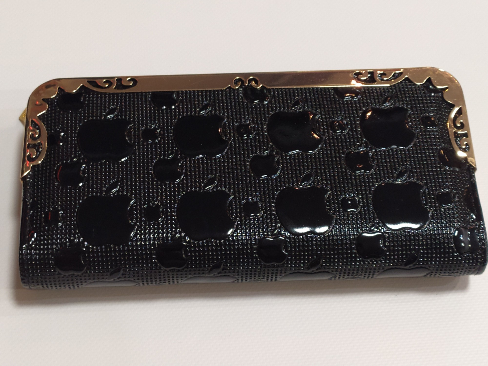 

Женский кошелек клатч NC Apple Black